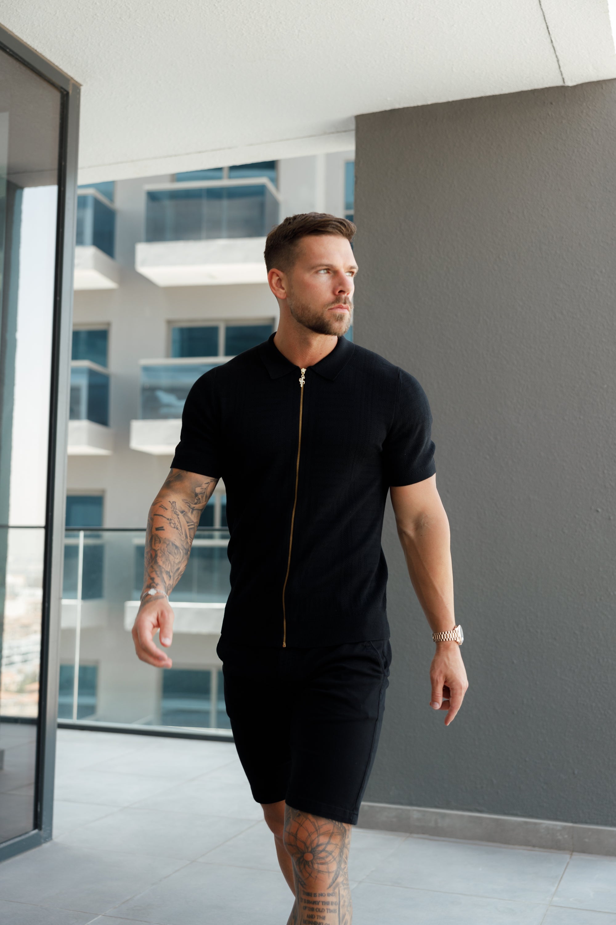 Classic Knitted Geo Design With Full Length Zip Black Short Sleeve - FSN147