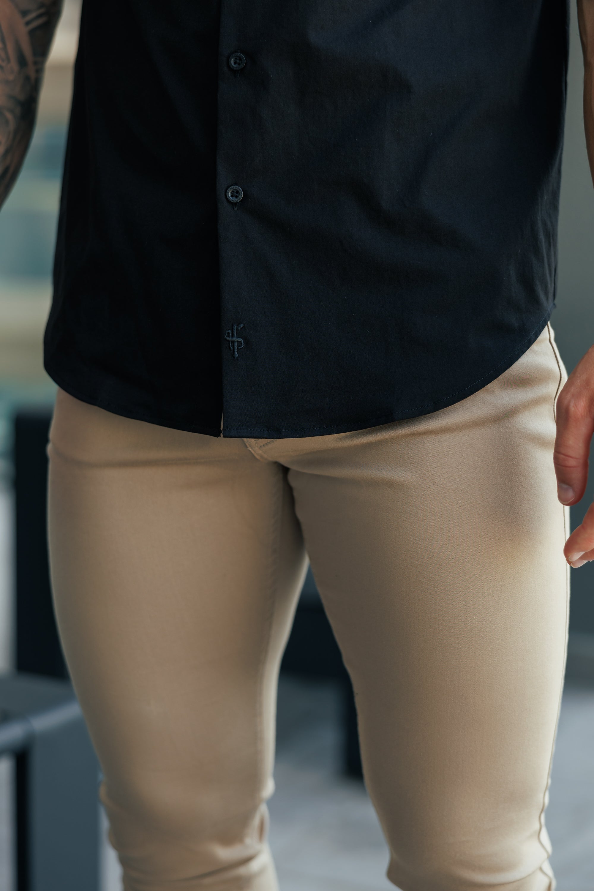 Boxy Stretch Black Short Sleeve With 2 Chest Pockets ad Flaps- FS1097