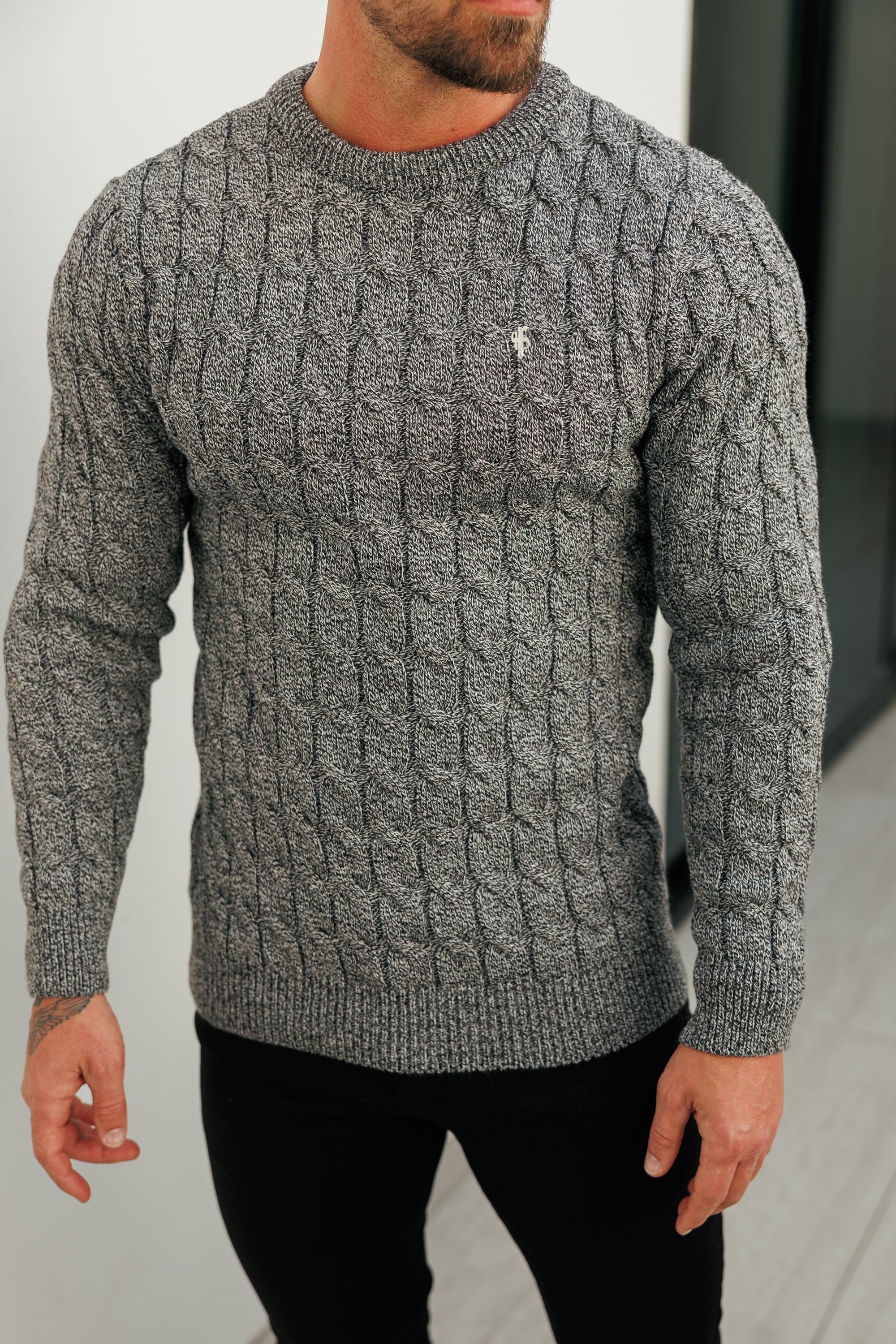 Link Weave Knit Black/ White Two Tone Crew Neck Jumper - FSJ132