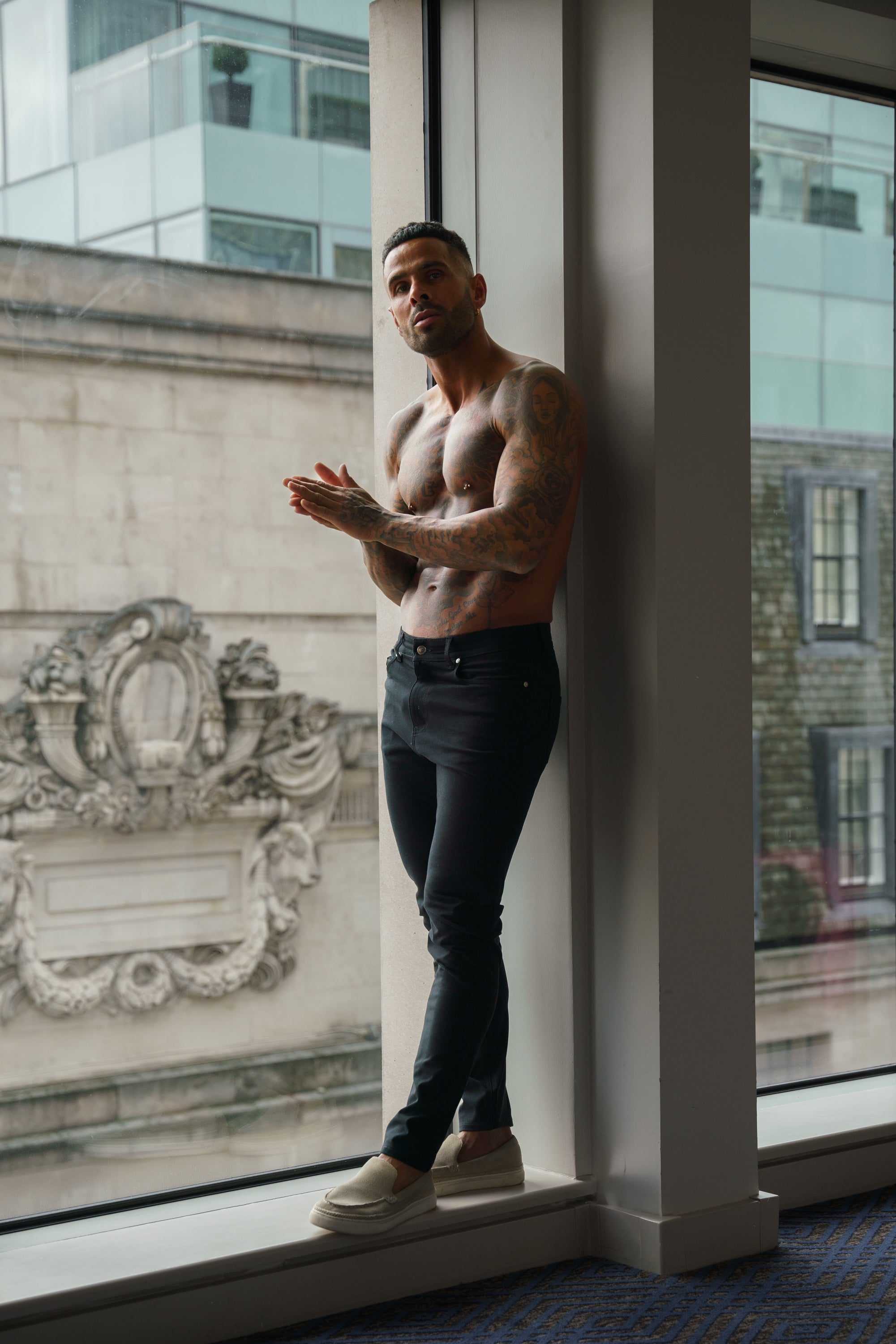 Ultra Stretch Black Relaxed Jeans - FSJEAN016