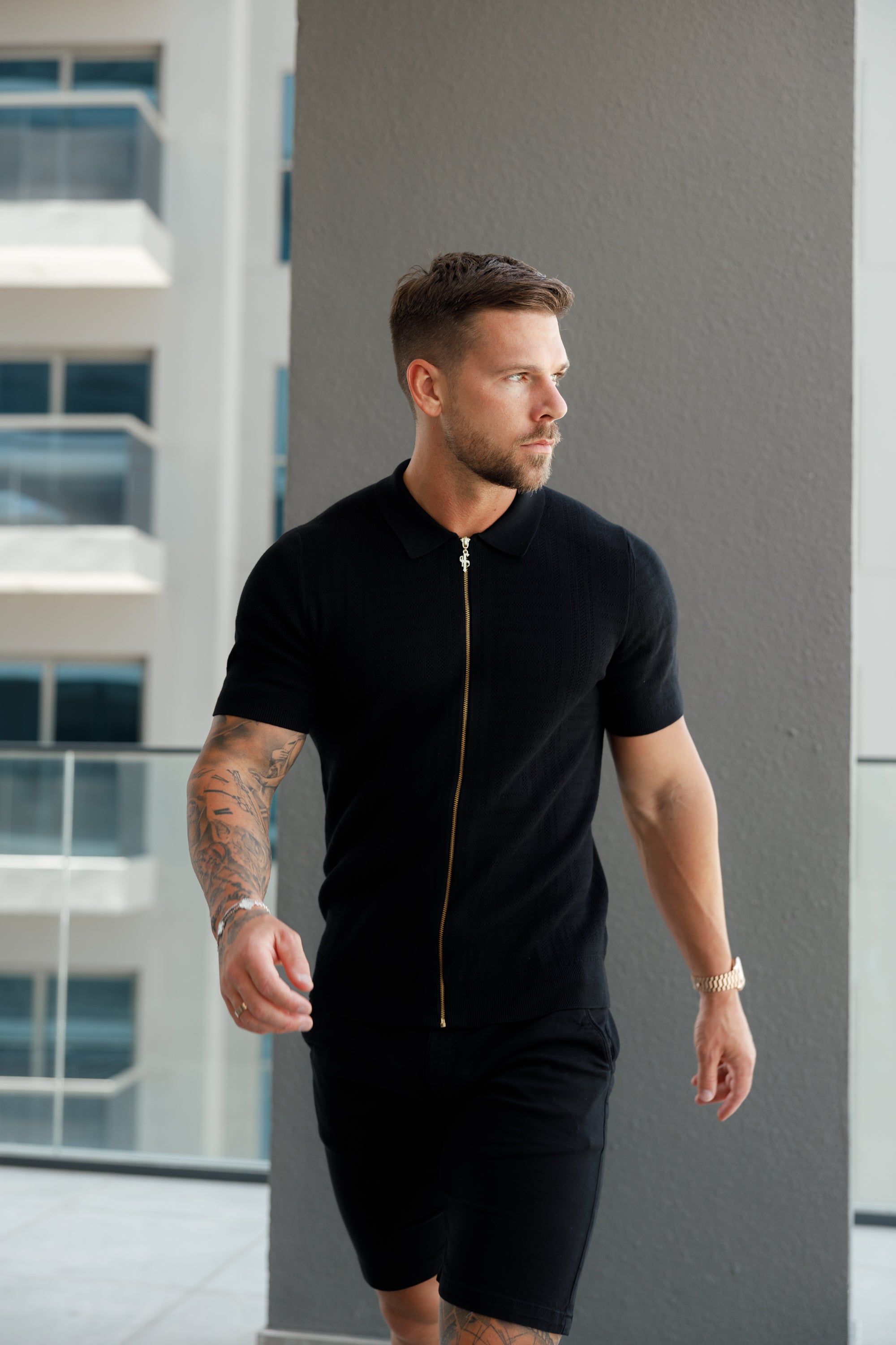 Classic Knitted Geo Design With Full Length Zip Black Short Sleeve - FSN147