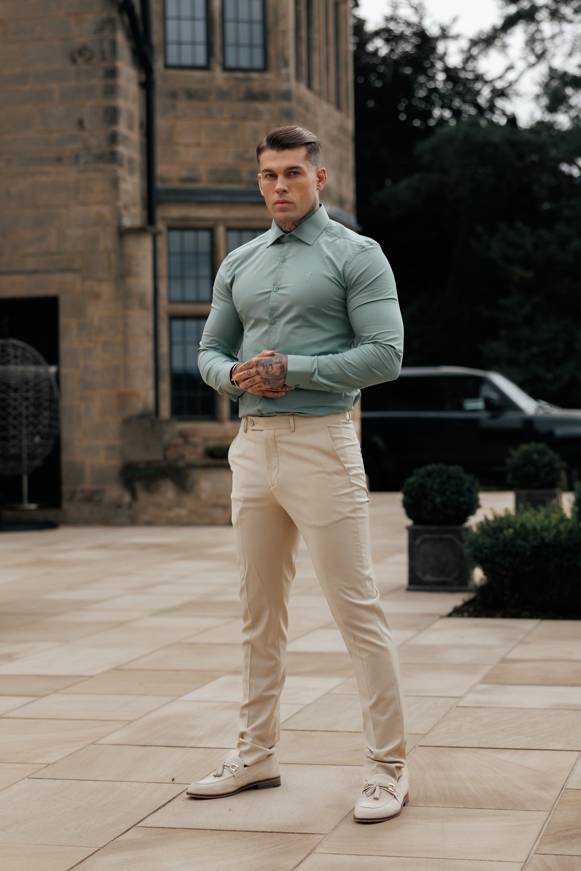 Muscle Fit Advanced Stretch Khaki with Cutaway Collar - FS1200
