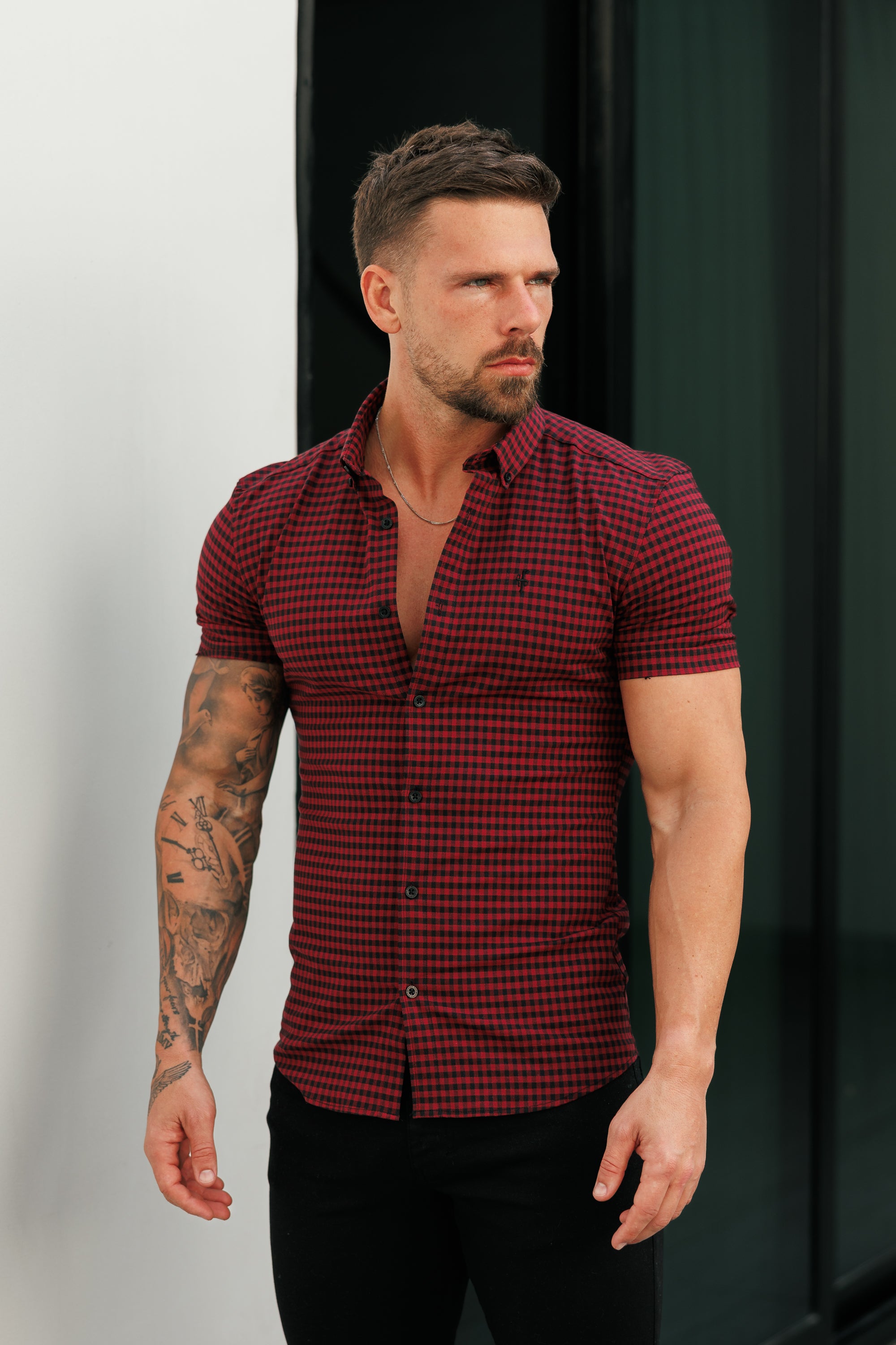 Super Slim Ultra Stretch Red & Black Check Short Sleeve - FS514