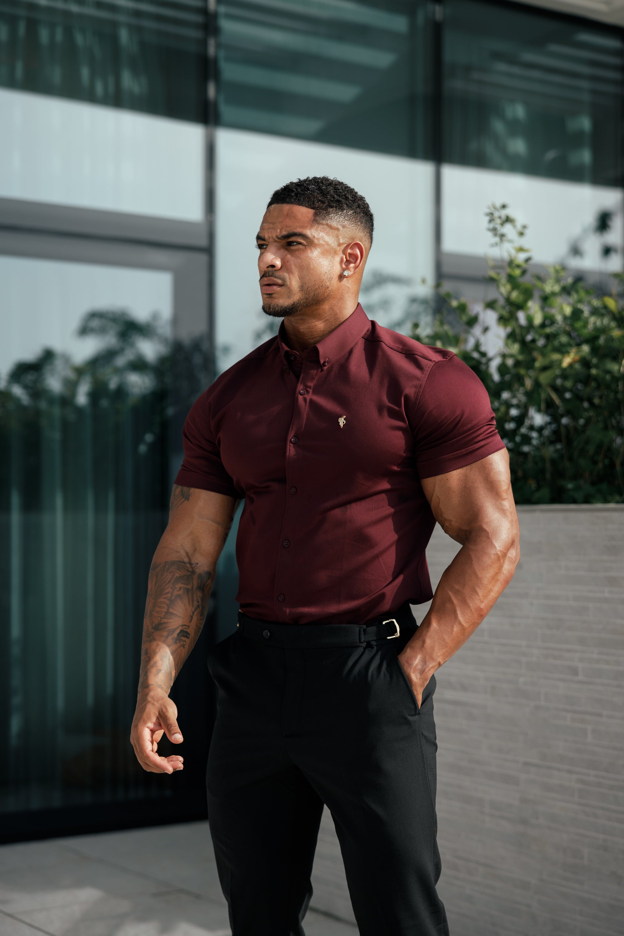 Super Slim Stretch Burgundy Denim Short Sleeve with Gold Metal Decal and Button Down Collar - FS1045