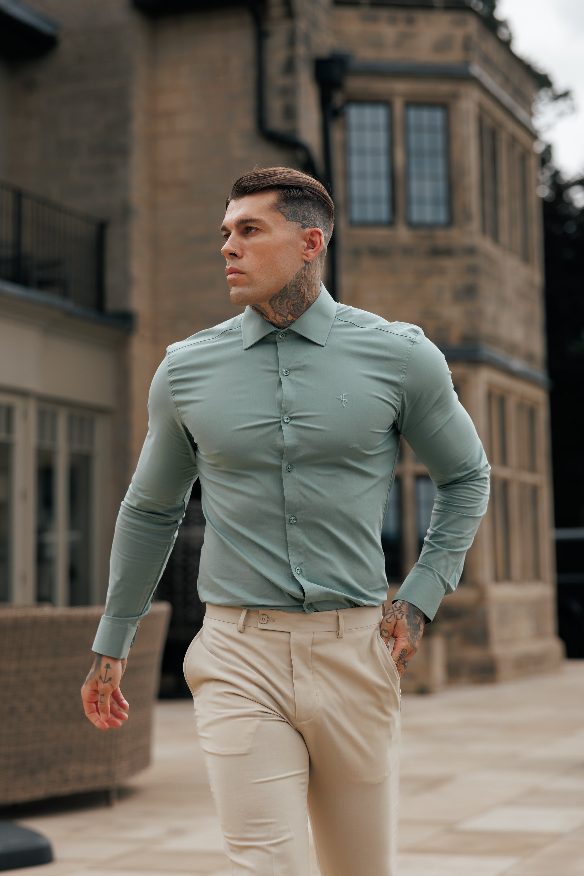 Muscle Fit Advanced Stretch Khaki with Cutaway Collar - FS1200
