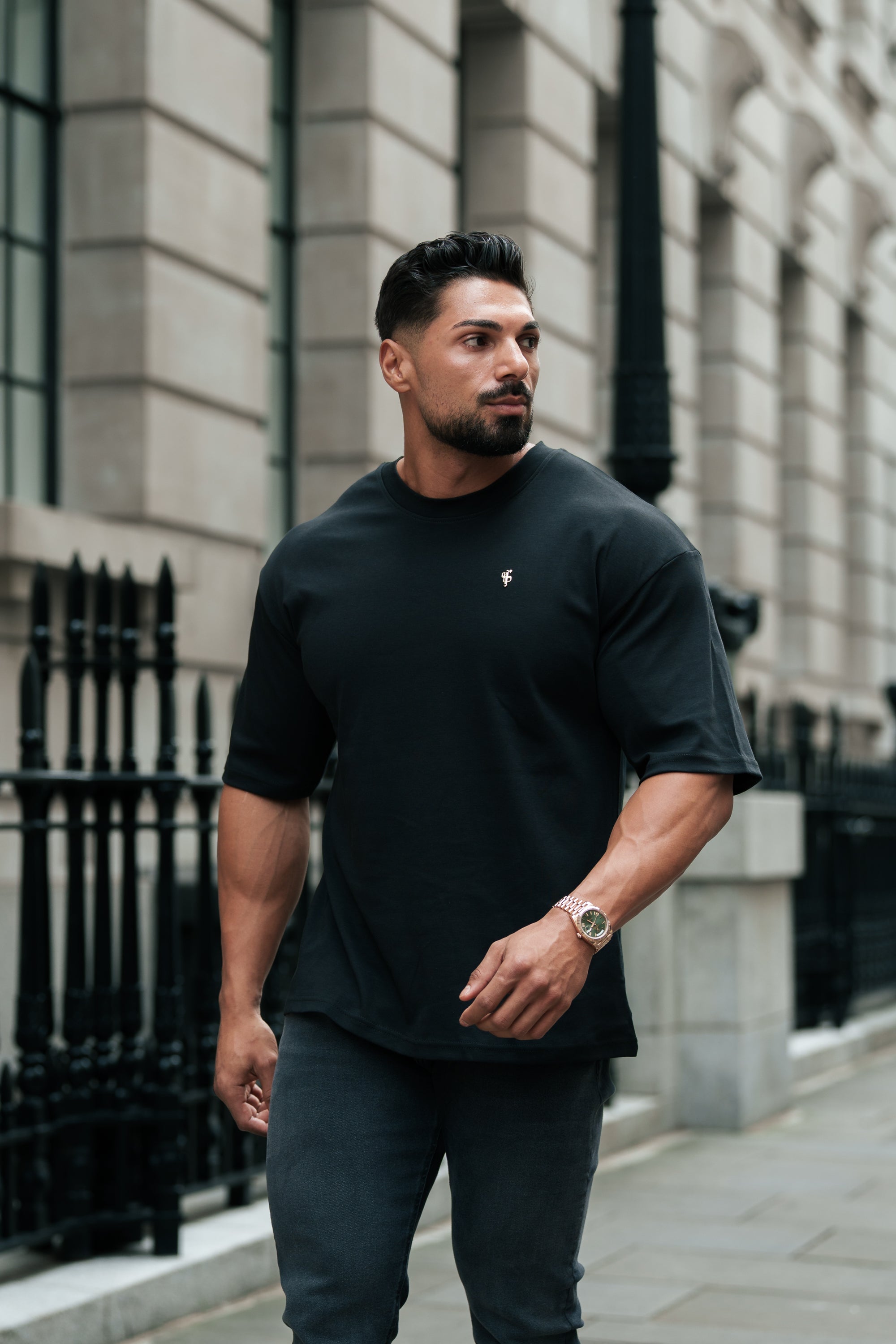 Black Distressed Stretch Relaxed Jeans - FSJEAN018