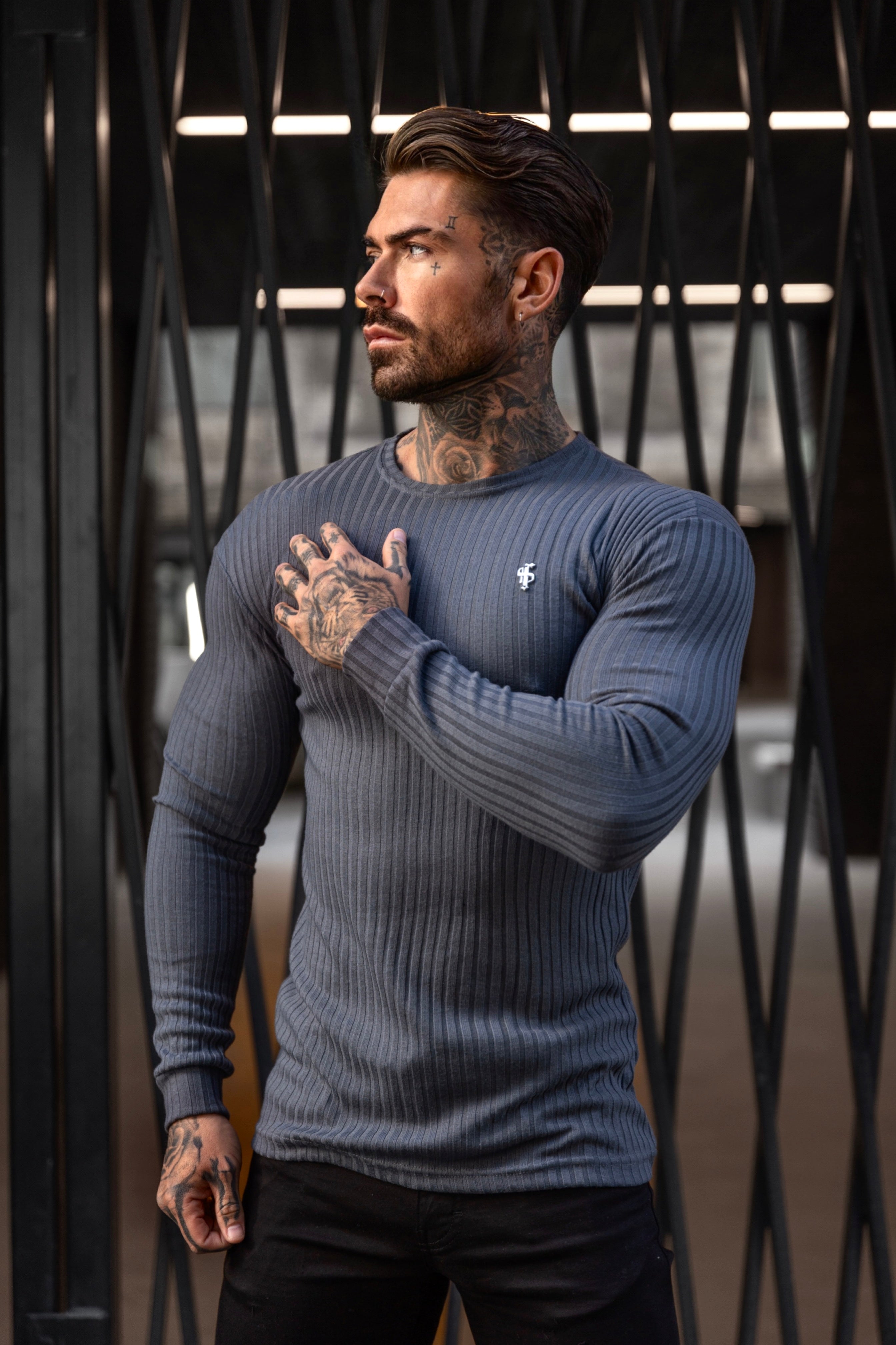 Super Slim Charcoal Ribbed Knit Jumper With Silver Metal Emblem - FSH947