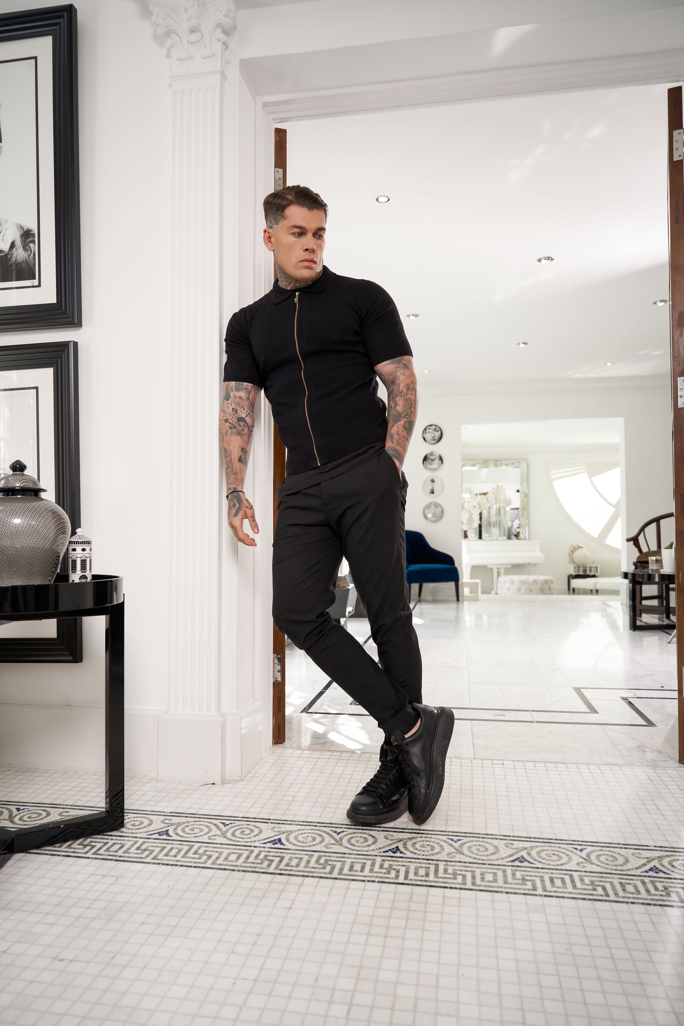Classic Knitted Textured Design With Full Length Zip Black Short Sleeve - FSN151