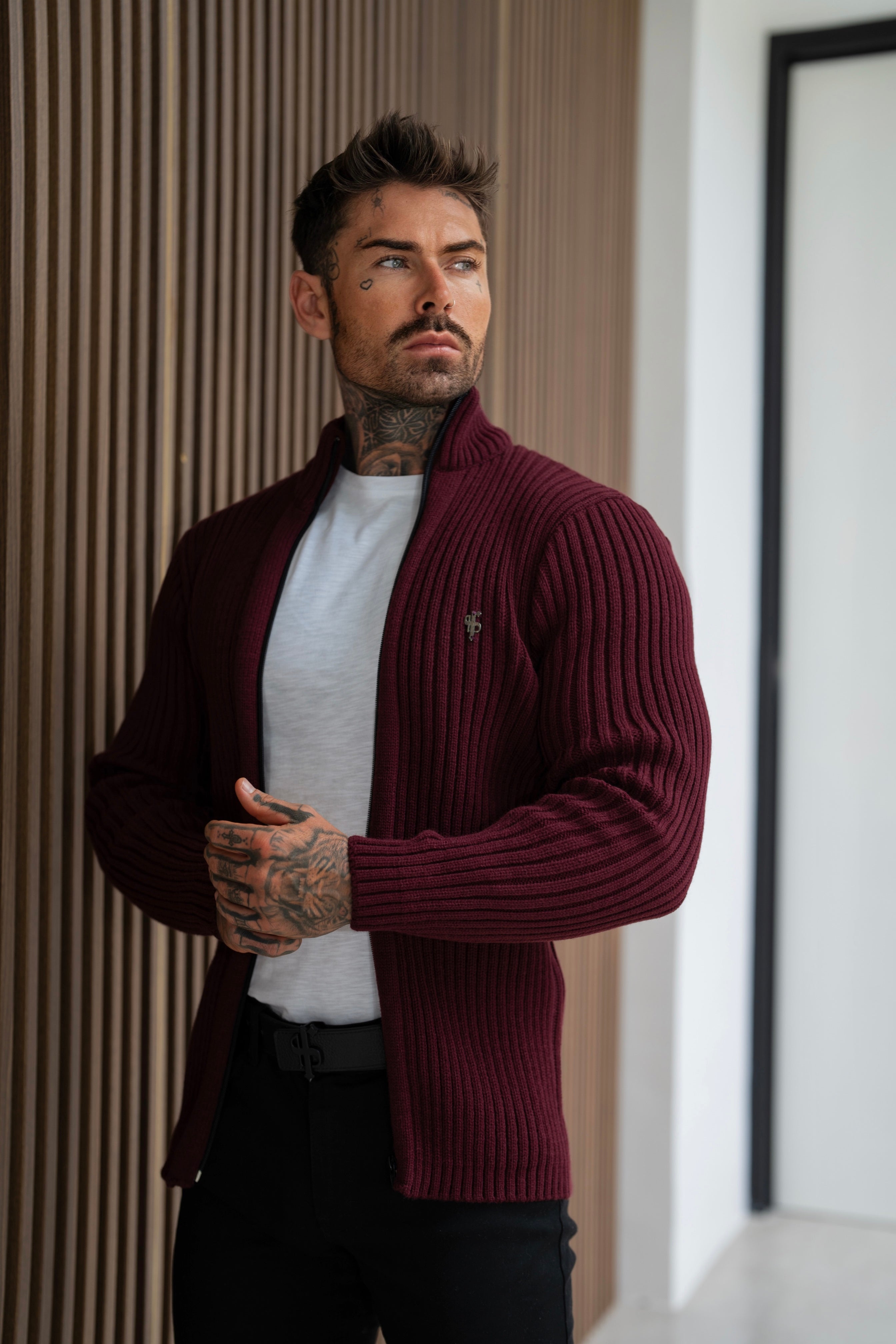 Chunky Burgundy Ribbed Zipped Cardigan - FSJ071