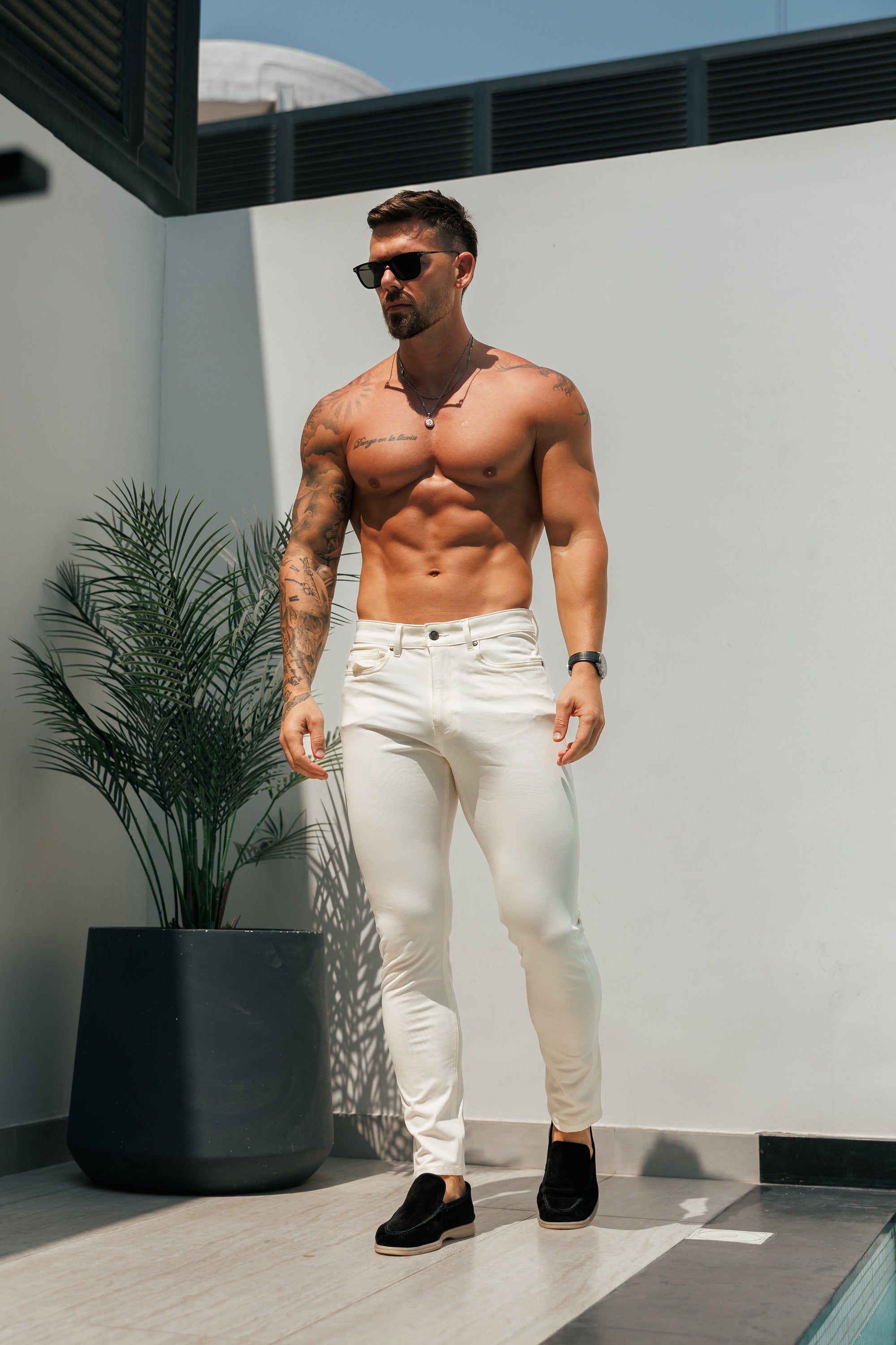 Ultra Stretch Cream Relaxed Jeans - FSJEAN009