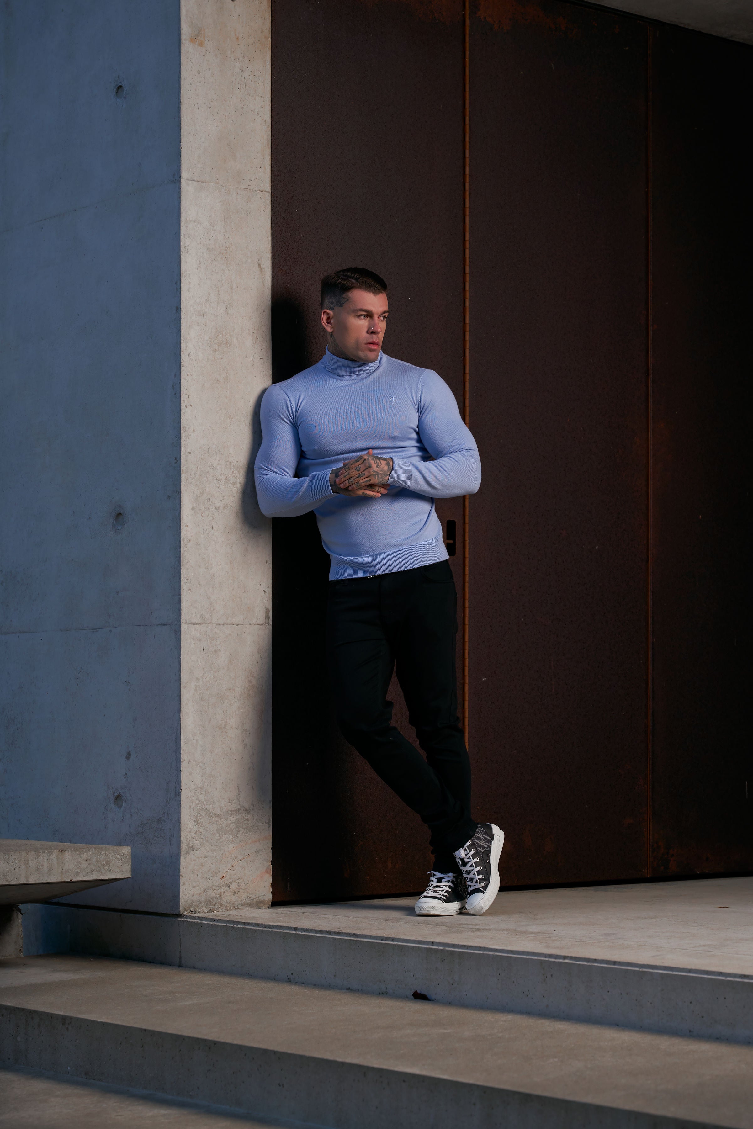 Classic Pale Blue Roll Neck Knitted Jumper With Tonal Emblem - FSN138