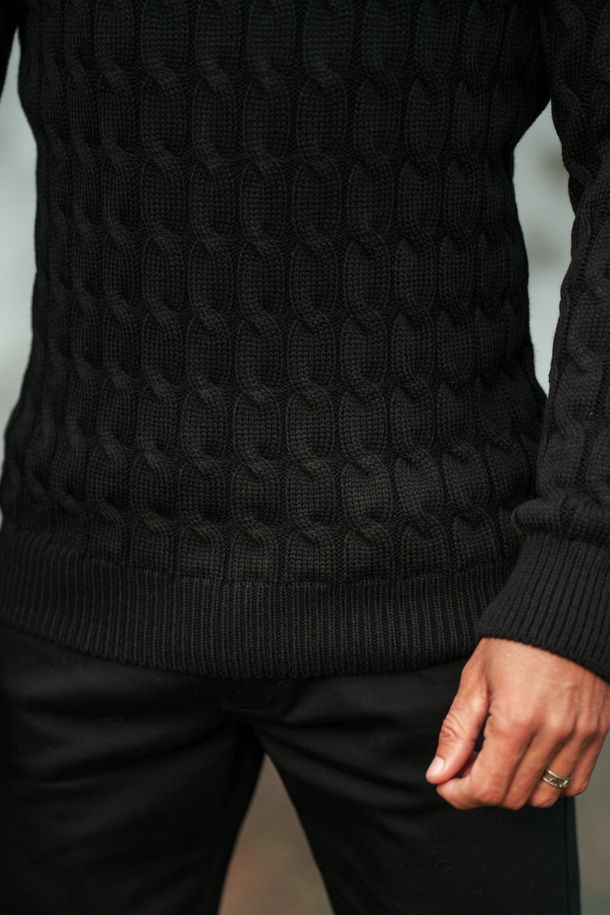 Link Weave Knit Black Crew Neck Jumper - FSJ124