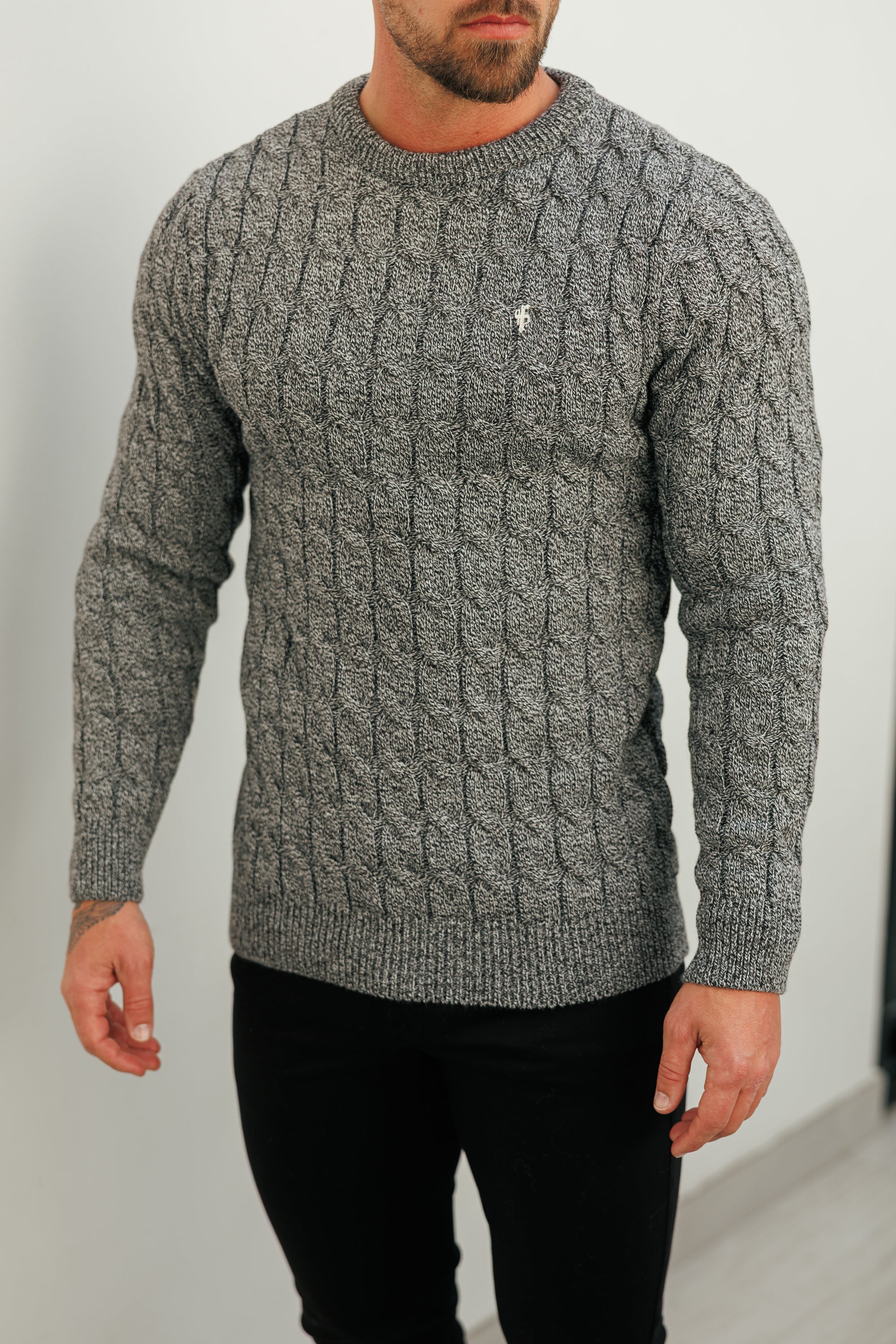 Link Weave Knit Black/ White Two Tone Crew Neck Jumper - FSJ132