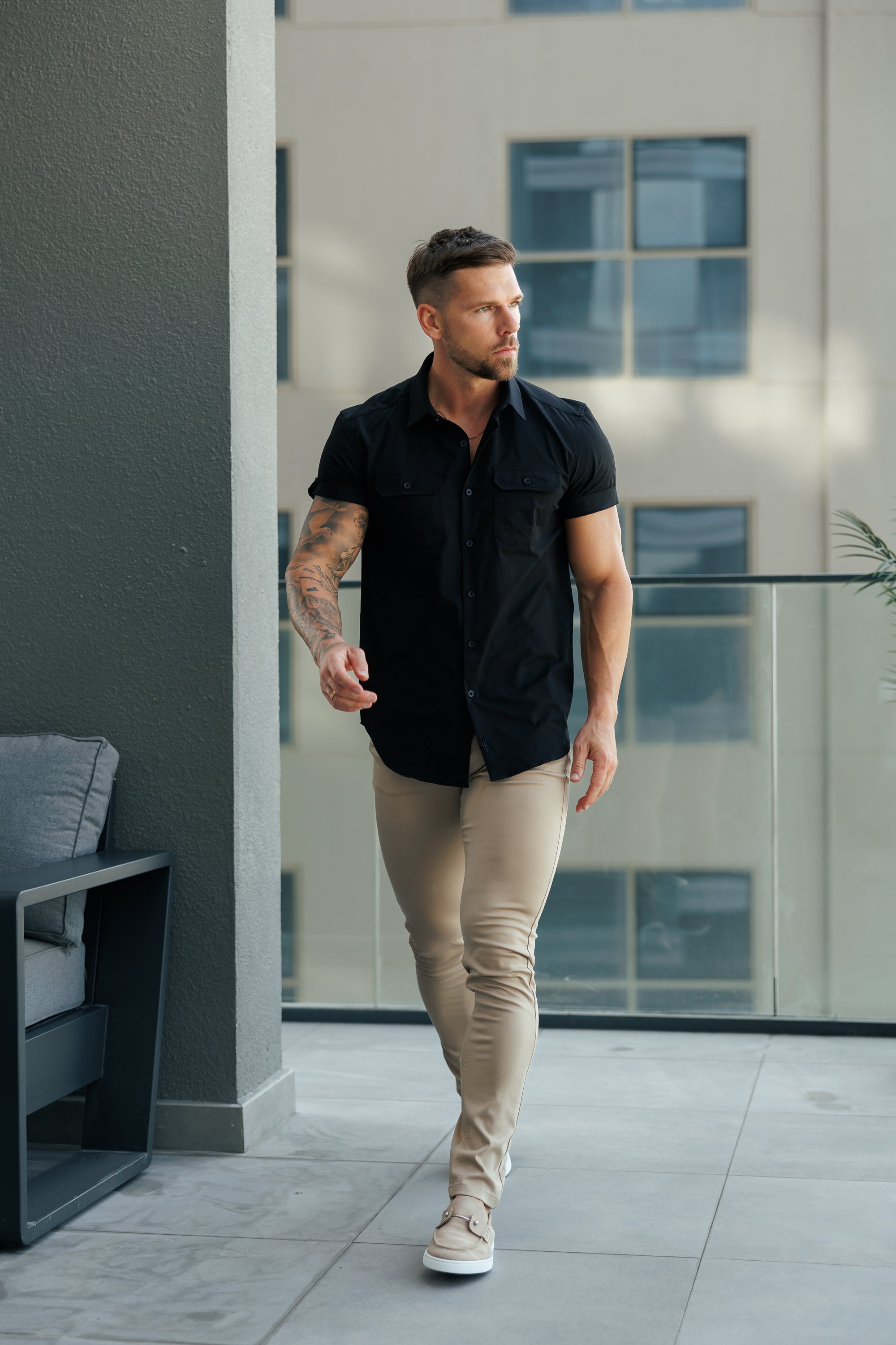 Boxy Stretch Black Short Sleeve With 2 Chest Pockets ad Flaps- FS1097