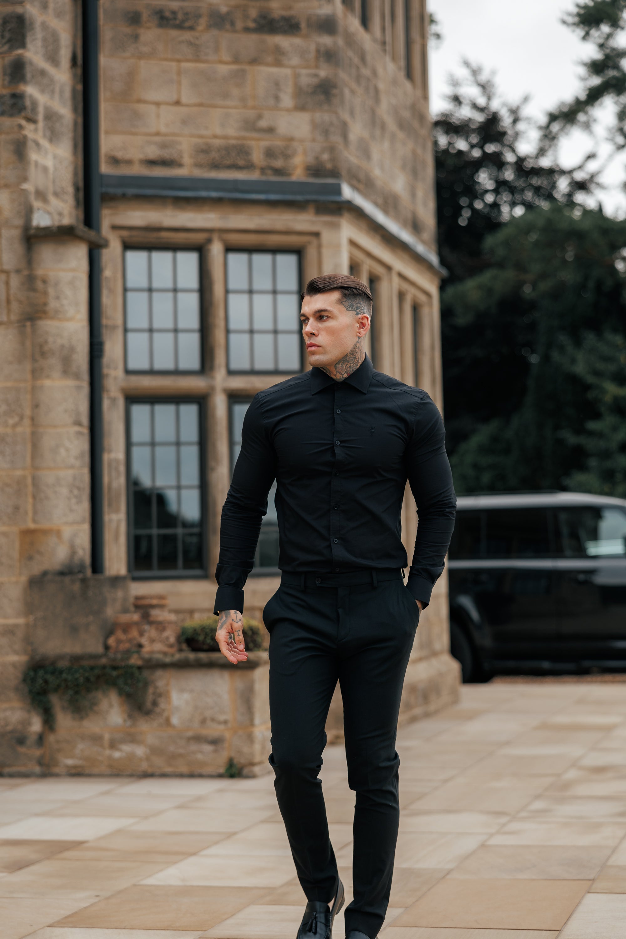 Muscle Fit Advanced Stretch Black Cutaway Collar Shirt - FS1164