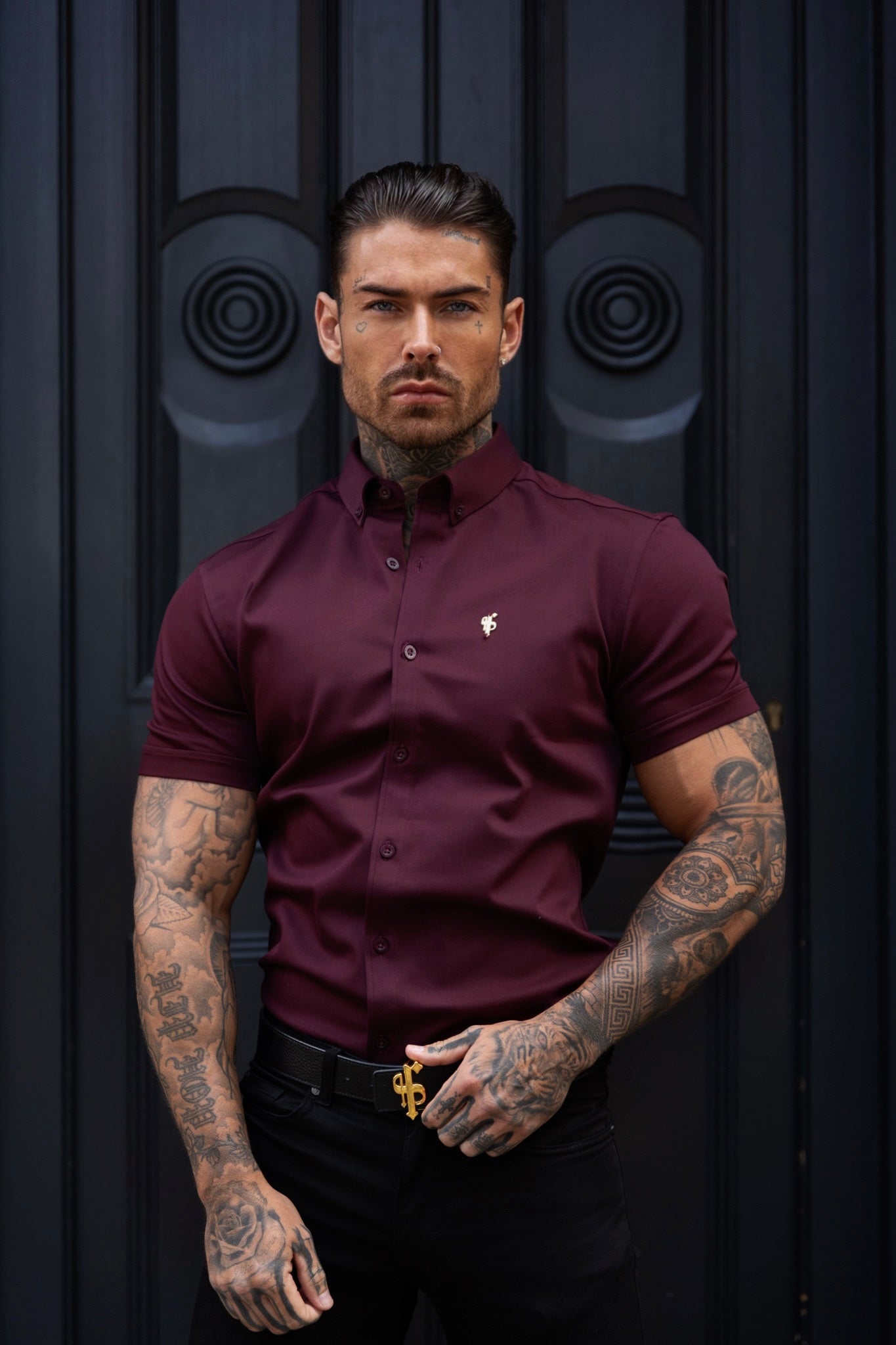 Super Slim Stretch Burgundy Denim Short Sleeve with Gold Metal Decal and Button Down Collar - FS1045