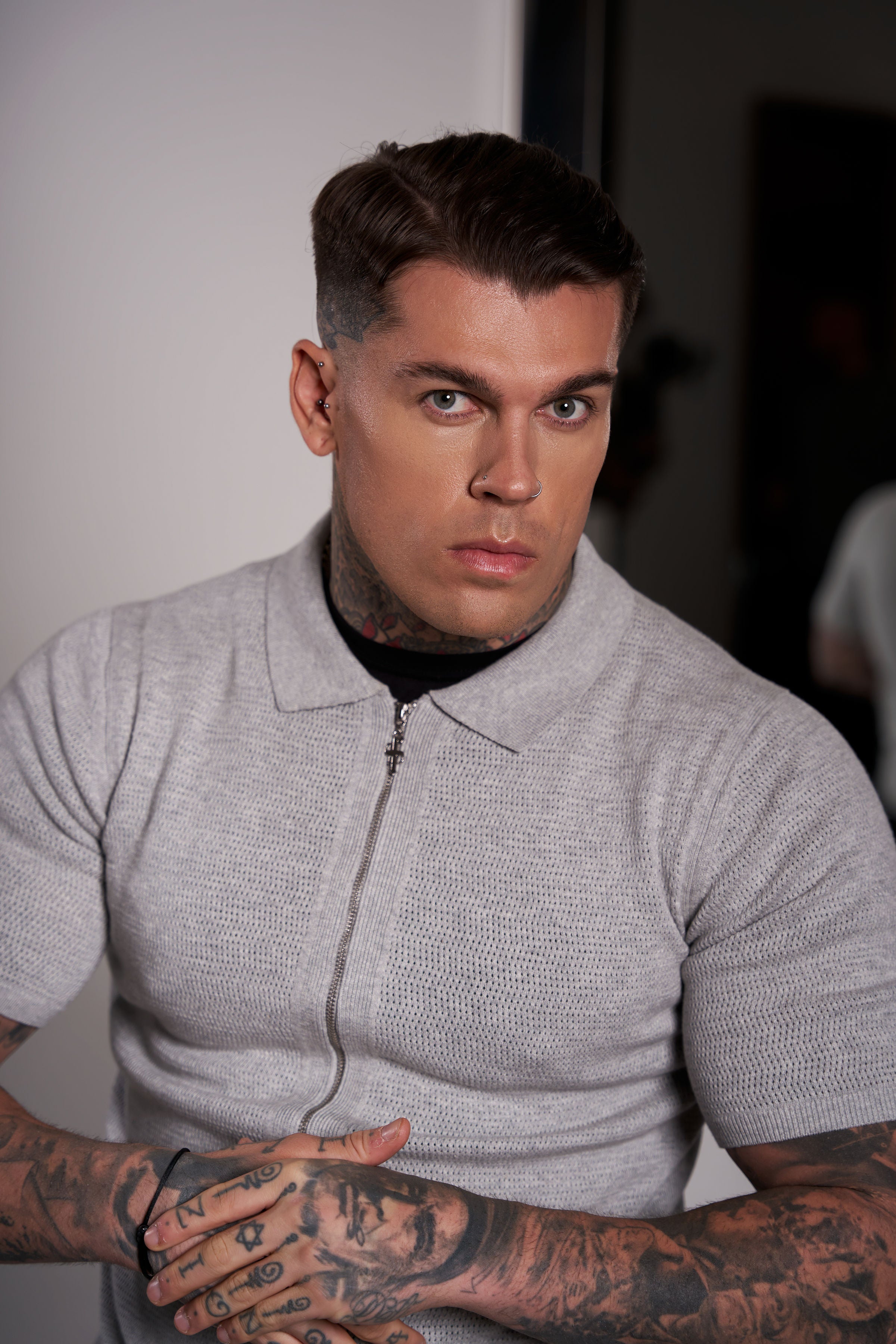 Classic Knitted Textured Design With Full Length Zip Light Grey Short Sleeve - FSN154