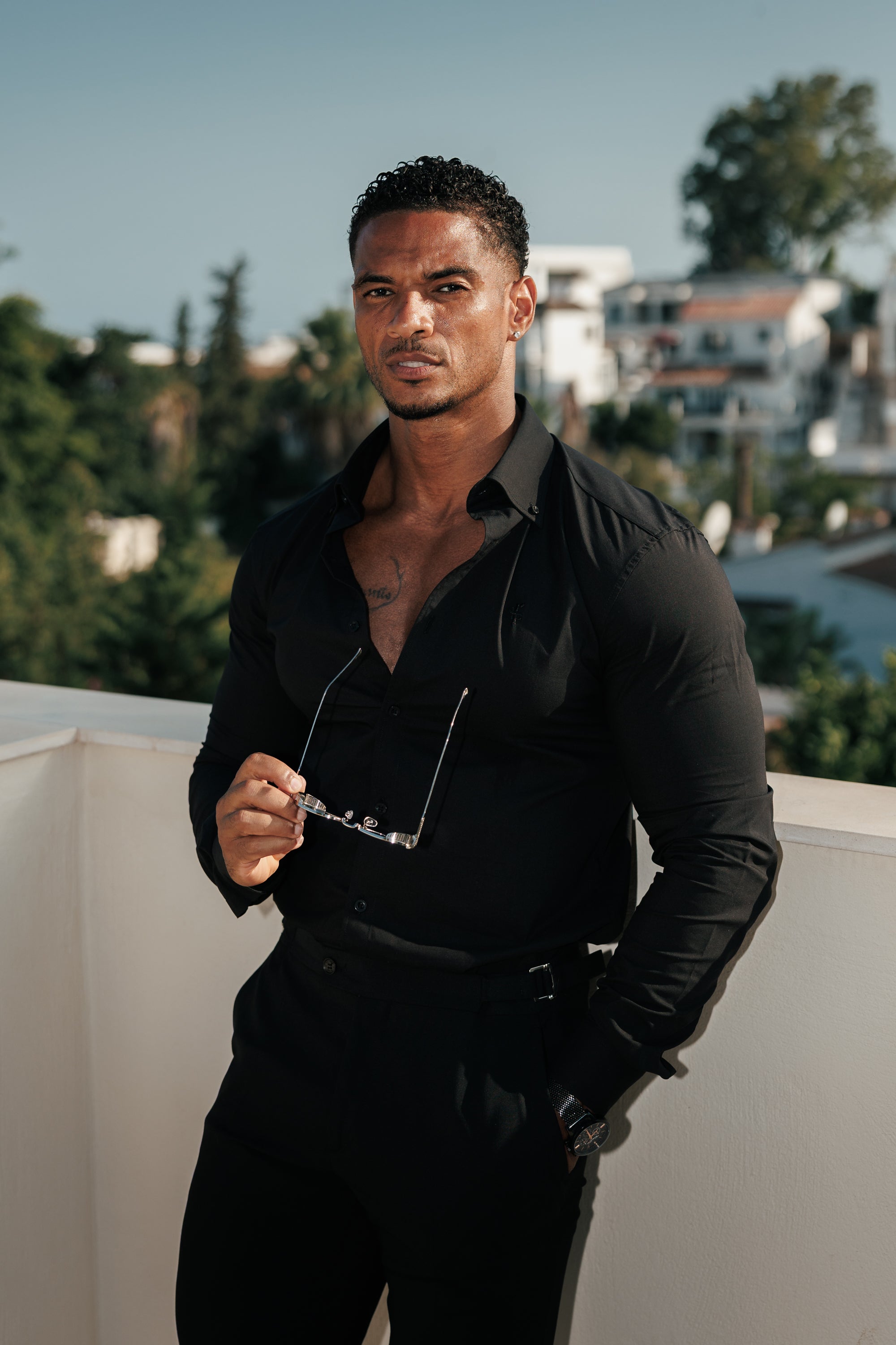 Zeus Muscle Fit Advanced Stretch Black Buttondown Collar Shirt - FS1243