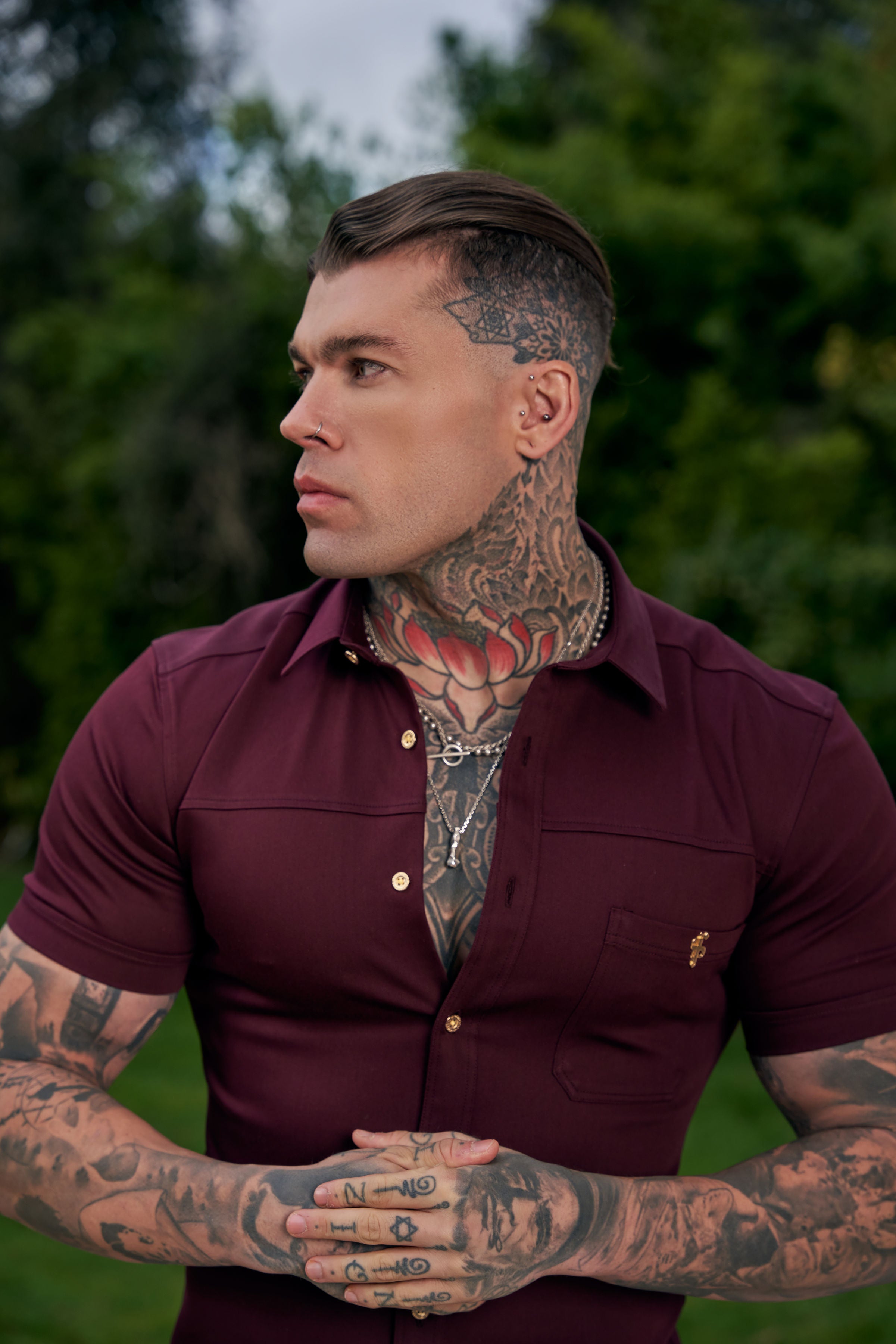 Super Slim Stretch Burgundy Denim Short Sleeve with Horizontal Seam and Pocket- FS961