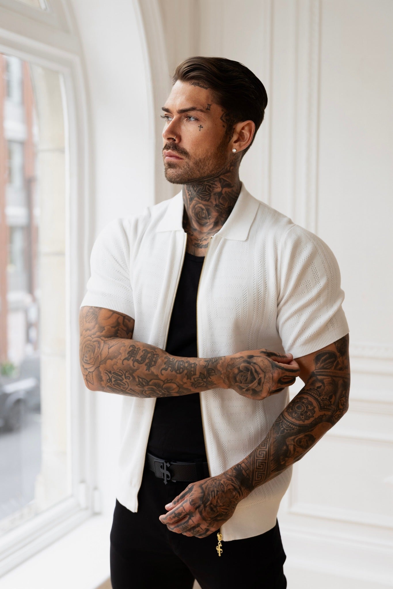 Classic Knitted Geo Design With Full Length Zip Off White Short Sleeve - FSN148