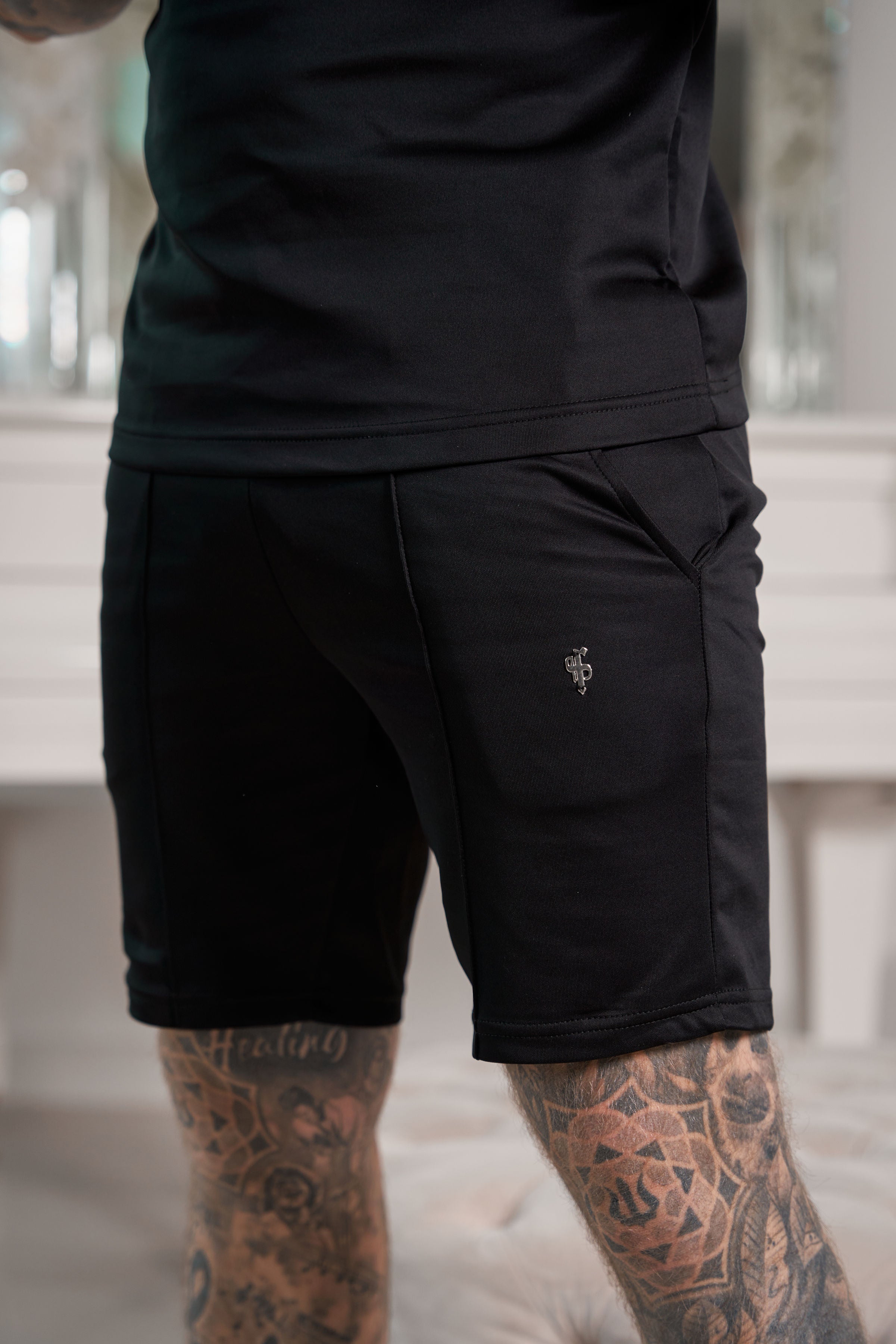 Scuba Black / Silver Elasticated Drawstring Pintuck Shorts - FSH1039