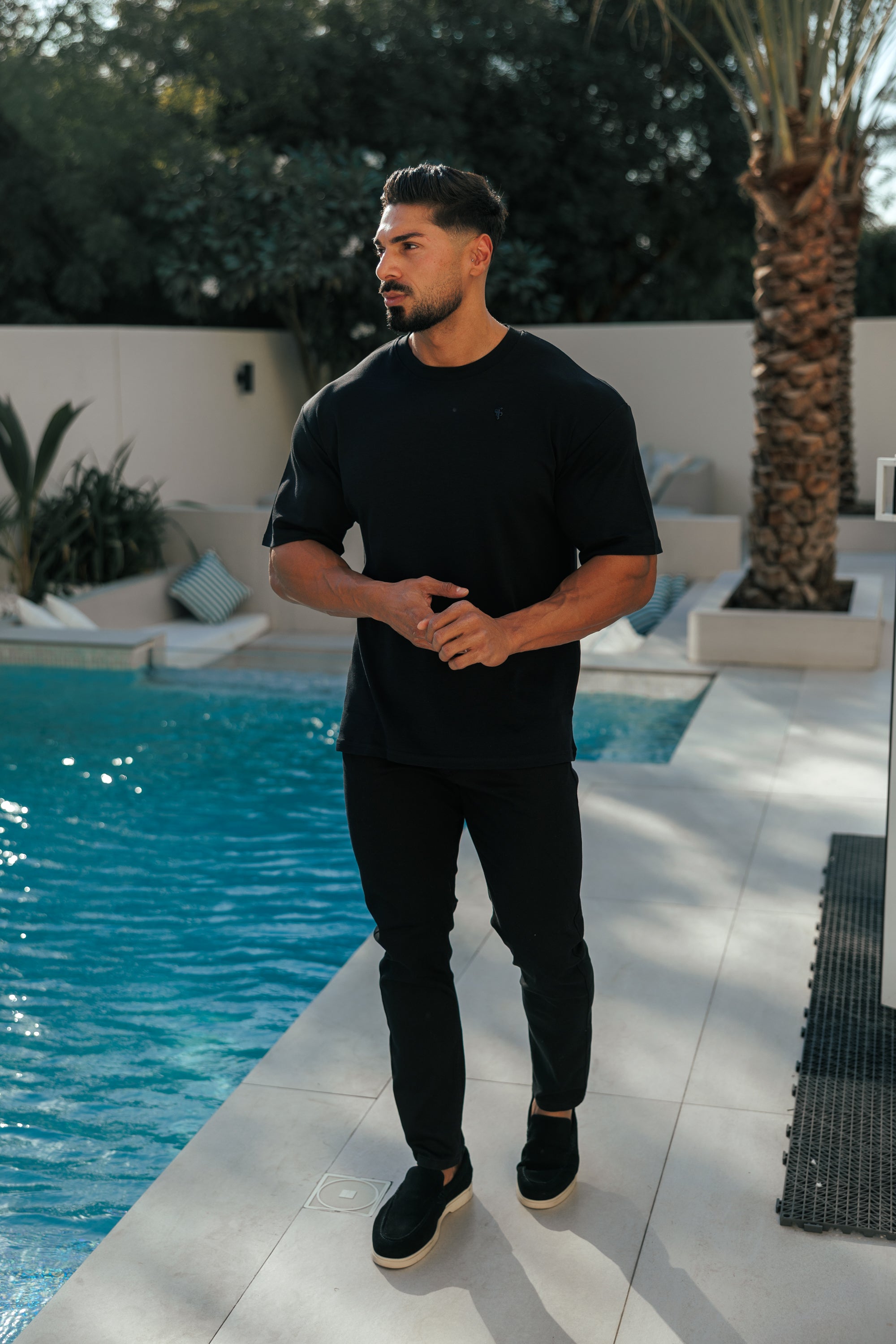 Black Relaxed Tencel Jeans - FSJEAN019