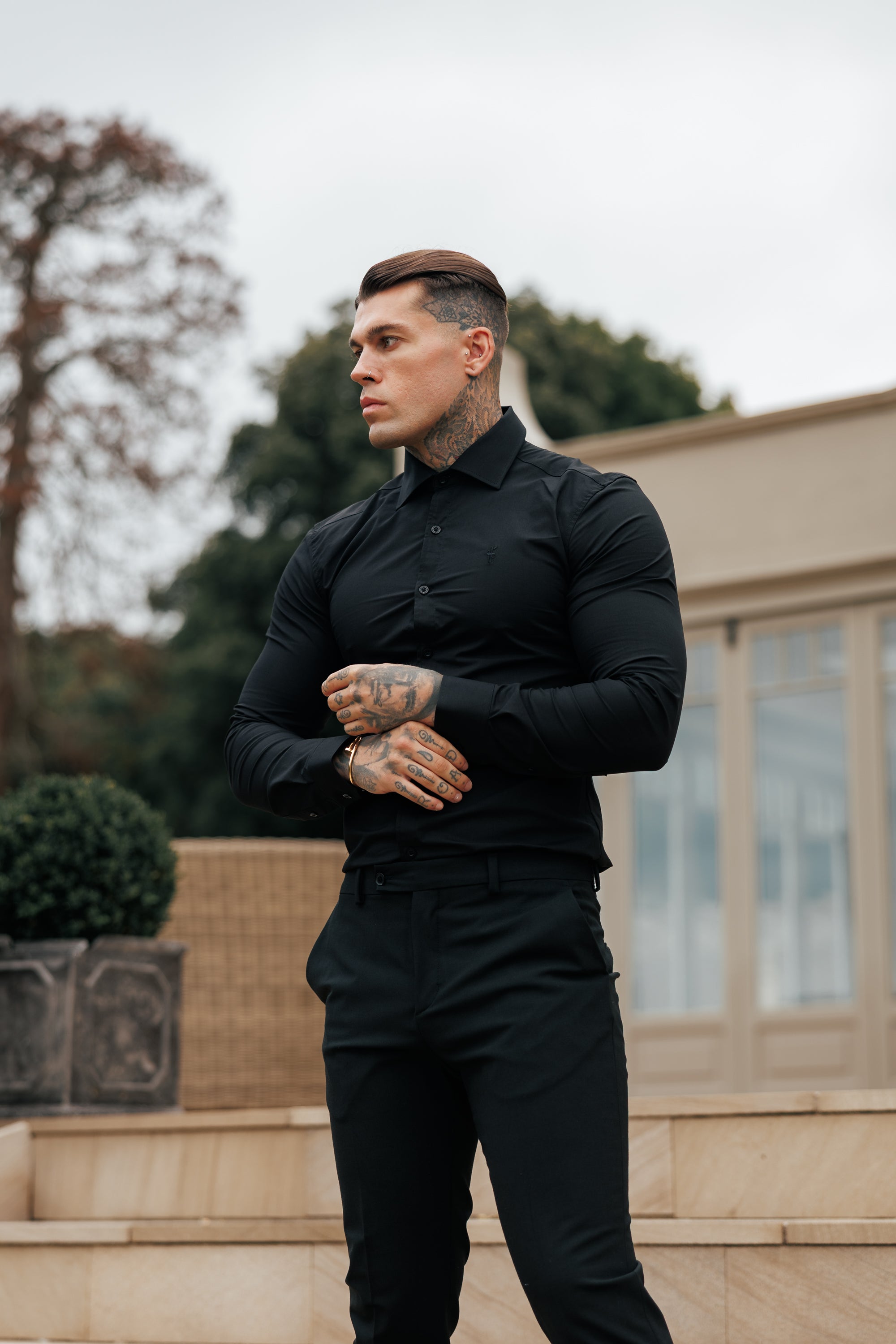 Muscle Fit Advanced Stretch Black Cutaway Collar Shirt - FS1164