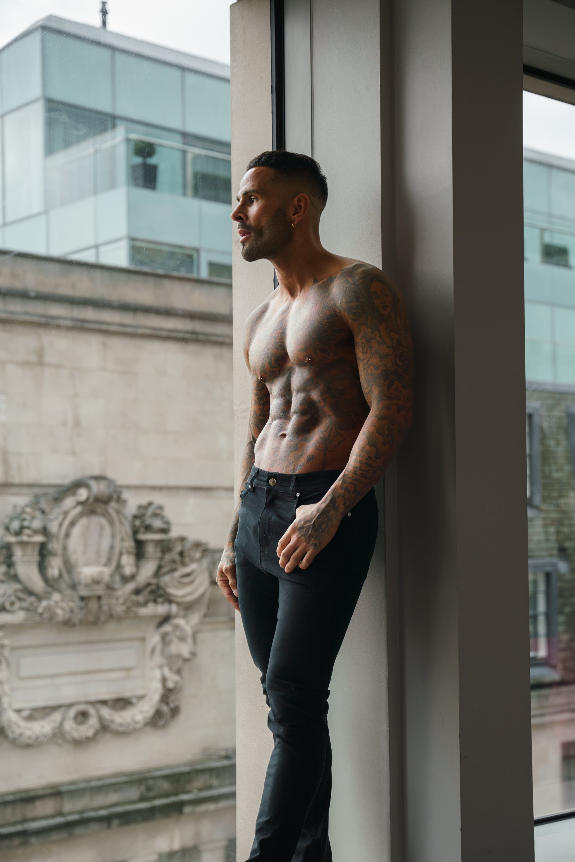 Ultra Stretch Black Relaxed Jeans - FSJEAN016