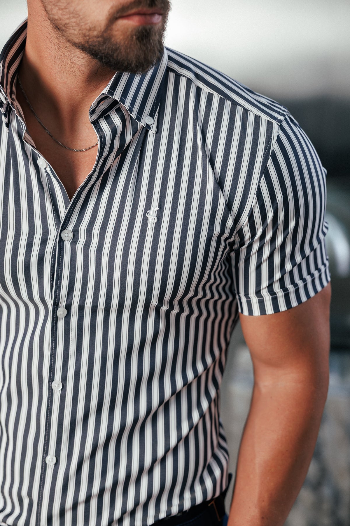 Super Slim Stretch Sateen Touch White / Navy Double Stripe Short Sleeve - FS1288