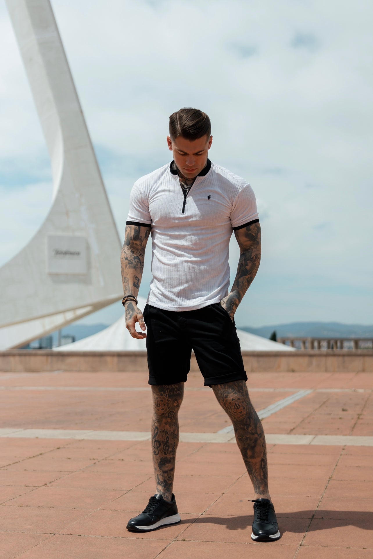 Classic White / Black Ribbed Zip Grandad Collar Shirt Short Sleeve - FSH815