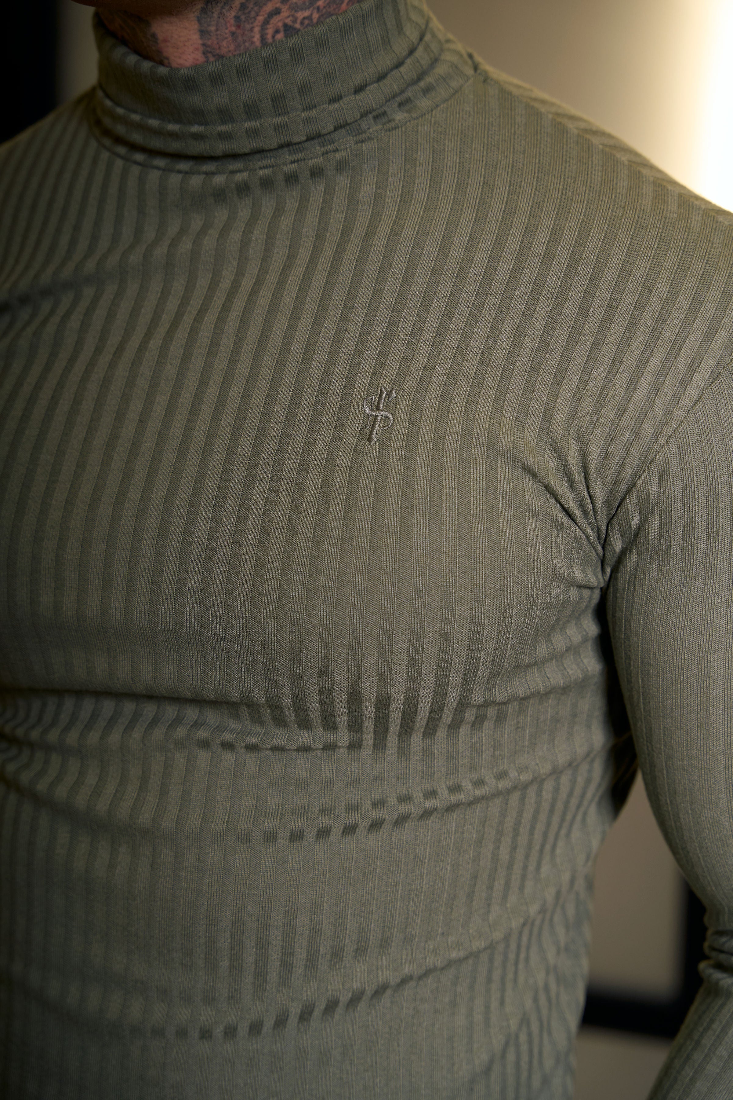 Classic Olive Ribbed Knit Roll-neck Jumper - FSH1300