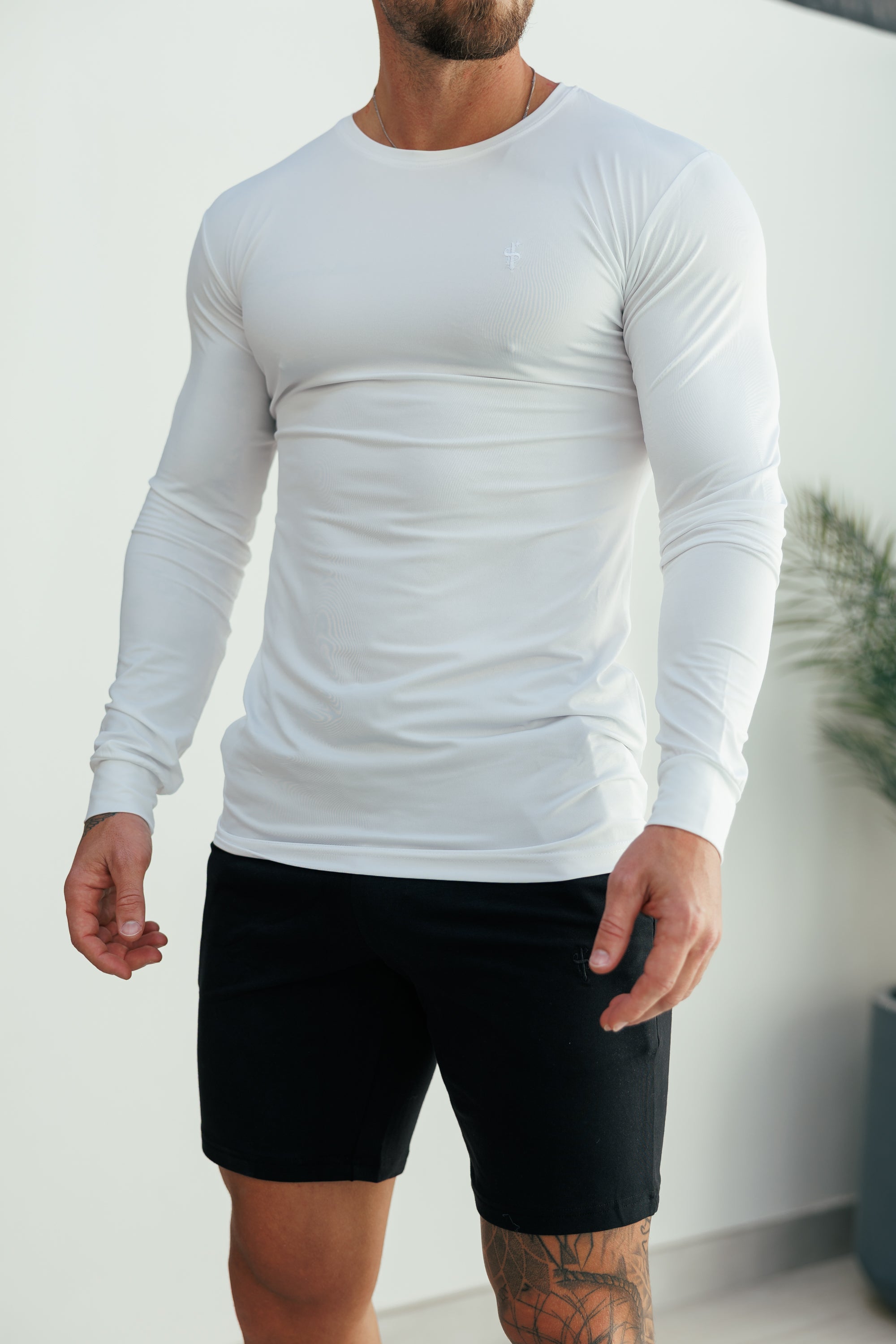 Muscle Fit Long Sleeve White Tonal Gym Crew Top - FSH885