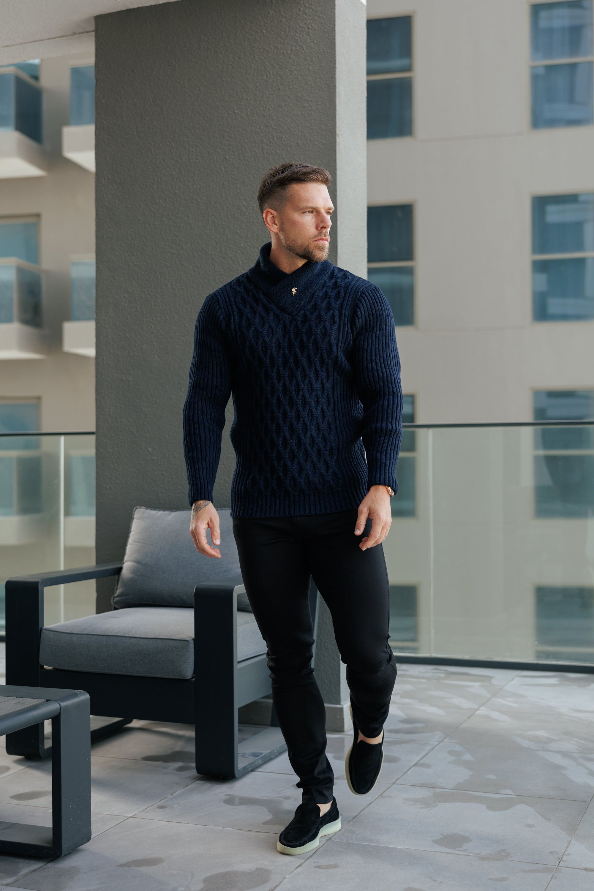 Chunky Cable Knit Navy Jumper - FSJ060