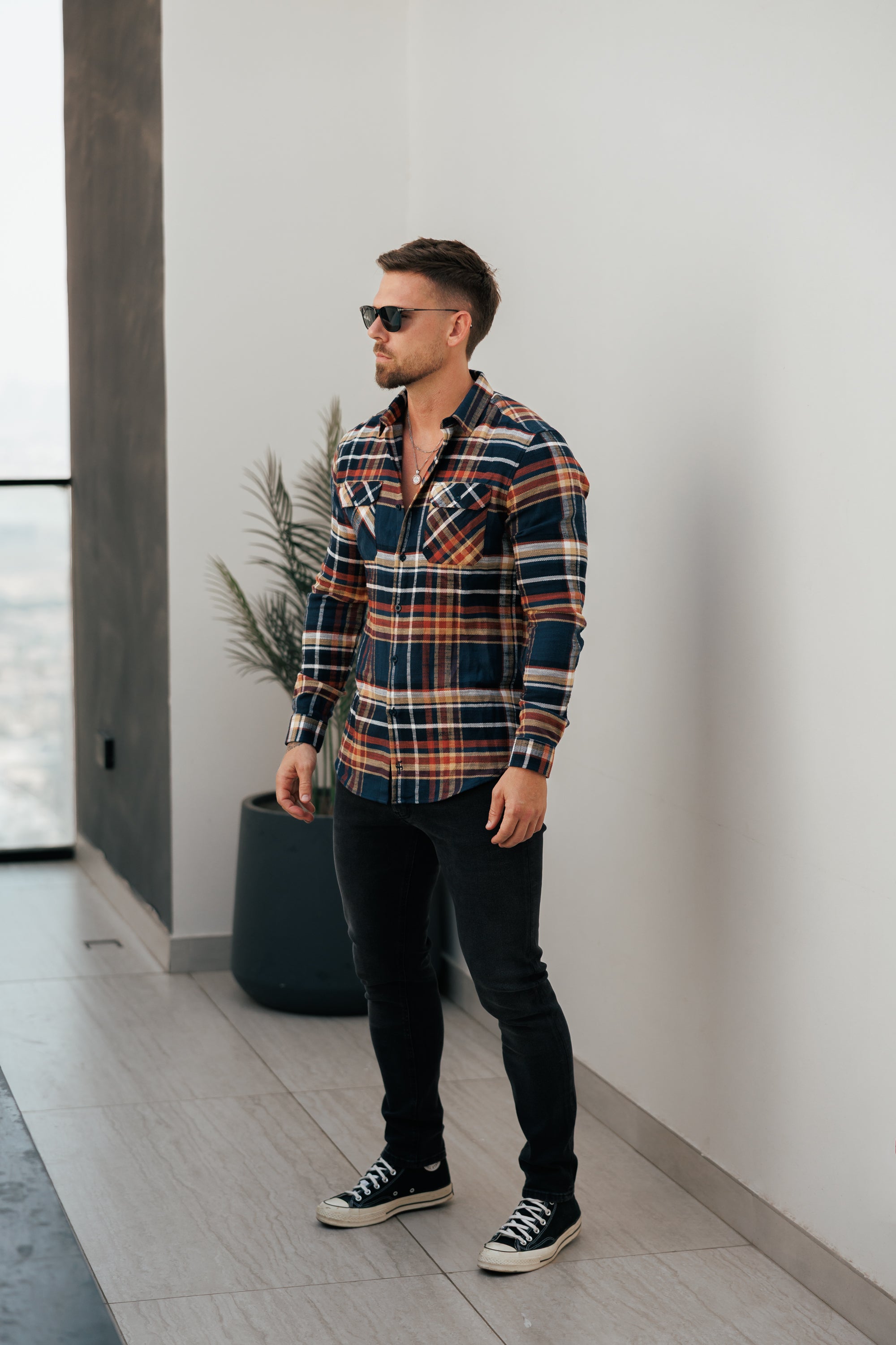 Black Distressed Stretch Relaxed Jeans - FSJEAN018