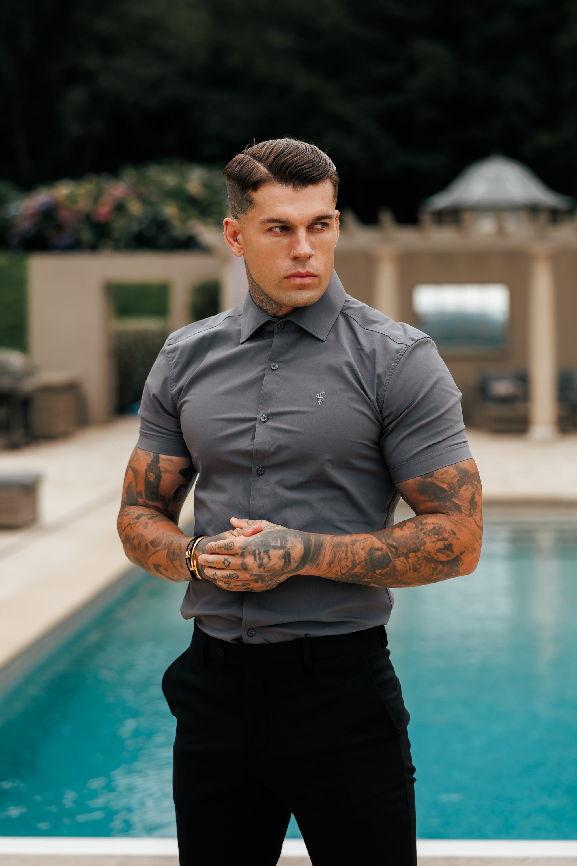 Muscle Fit Advanced Stretch Charcoal Short Sleeve with Cutaway Collar - FS1206