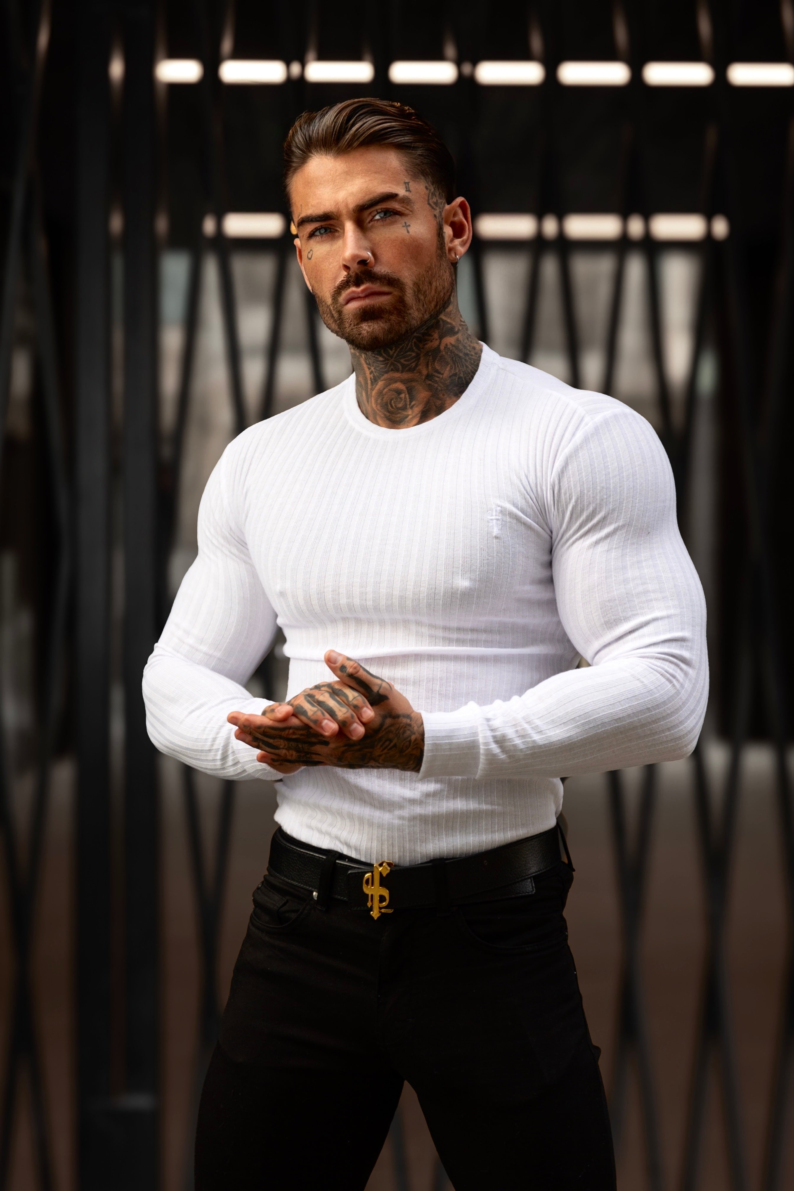 Classic White Ribbed Knit Jumper With Tonal Embroidery - FSH942