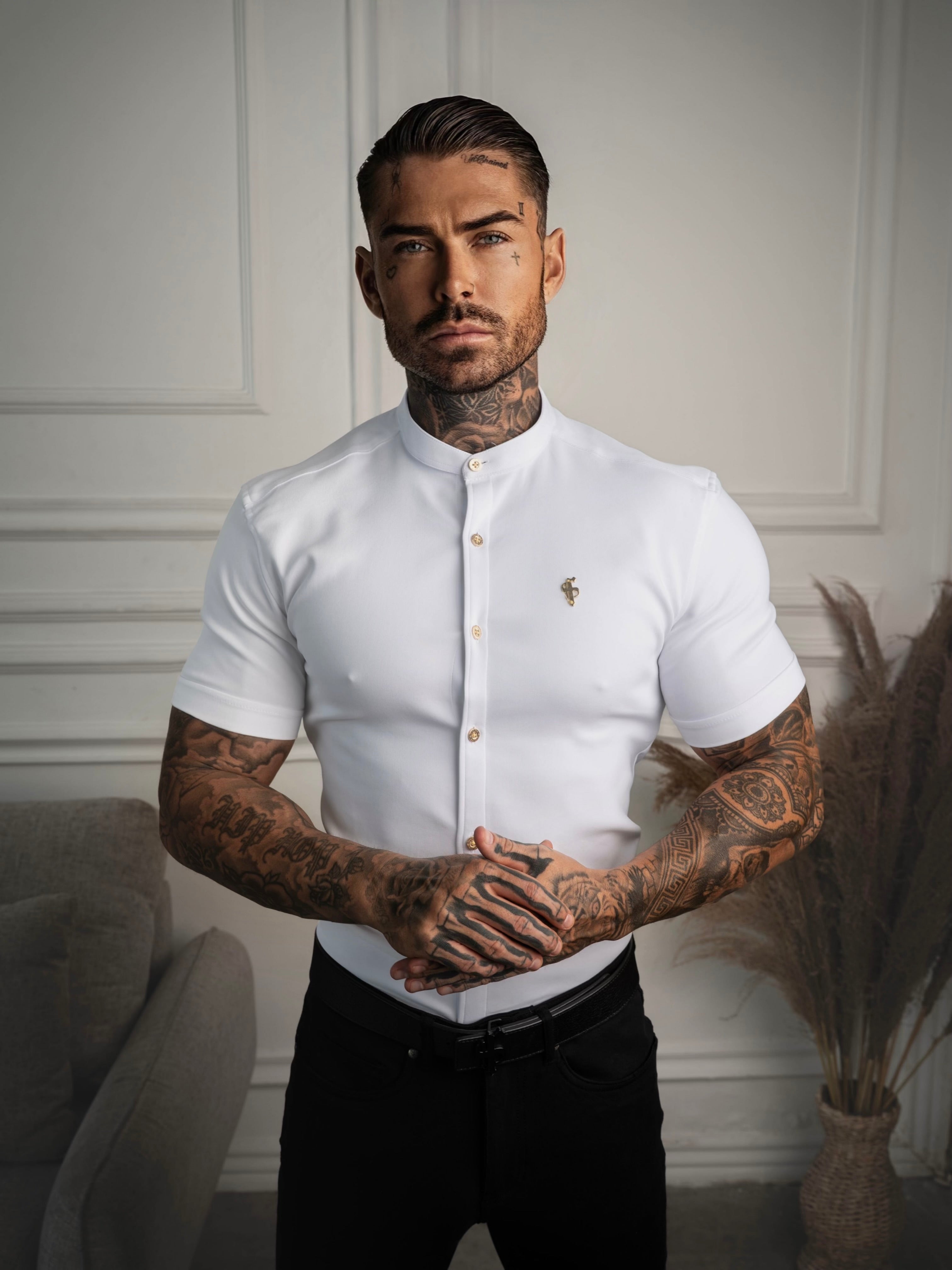 Super Slim SS White + Gold Scuba with Grandad Collar - FS1194