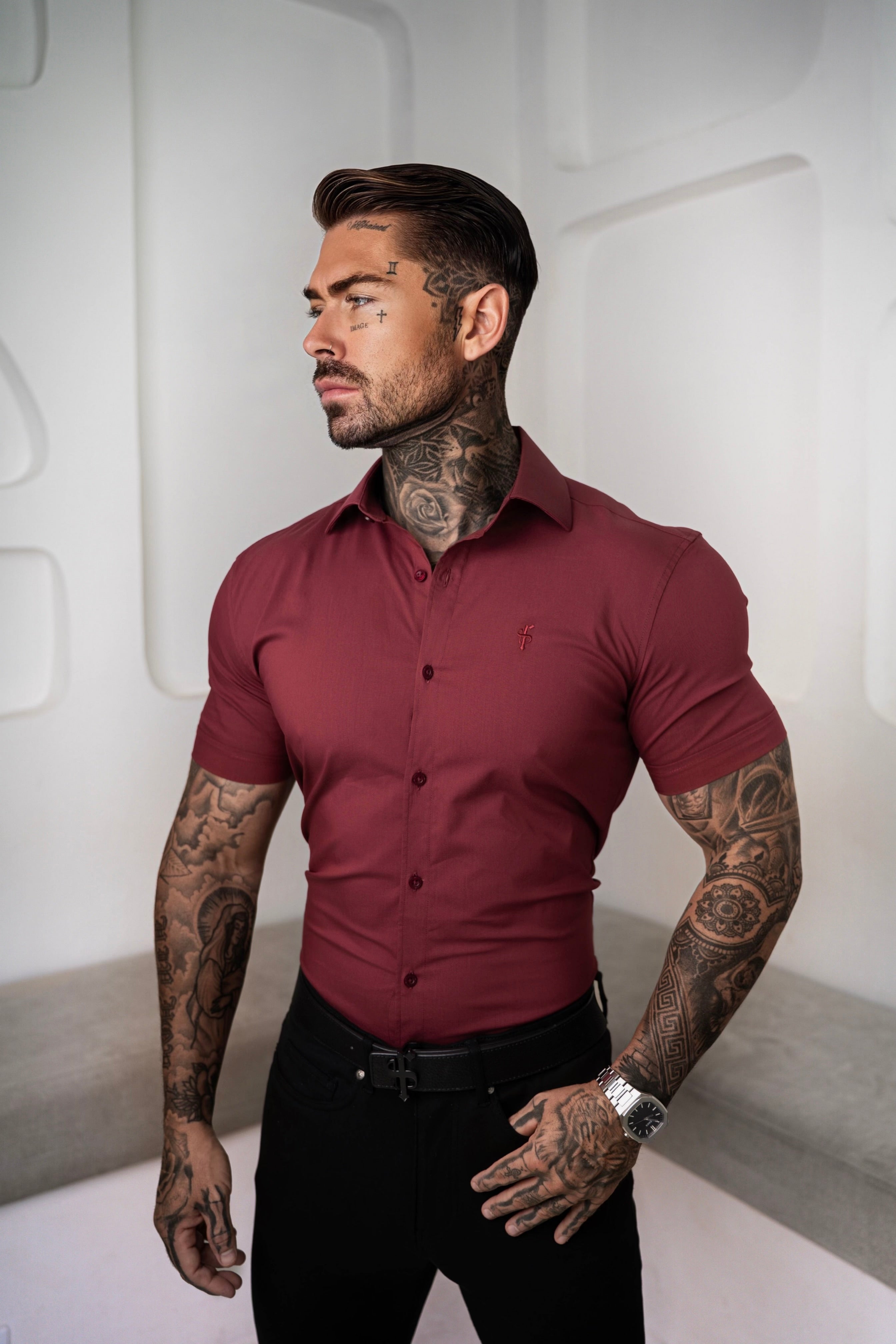 Muscle Fit Advanced Stretch Oxblood Short Sleeve with Cutaway Collar - FS1205