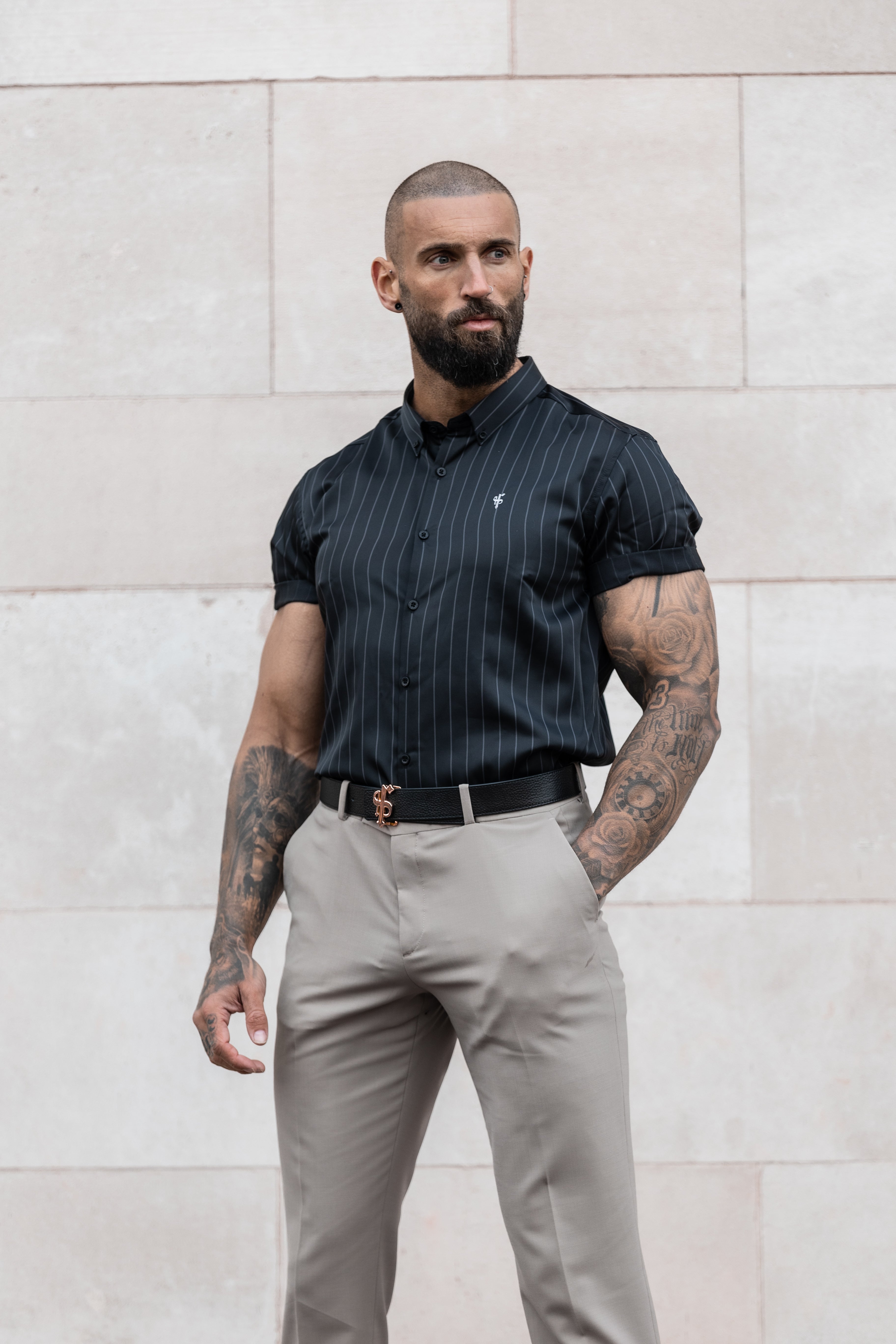 Classic Black / Grey Woven Sateen Stripe Short Sleeve - FS992