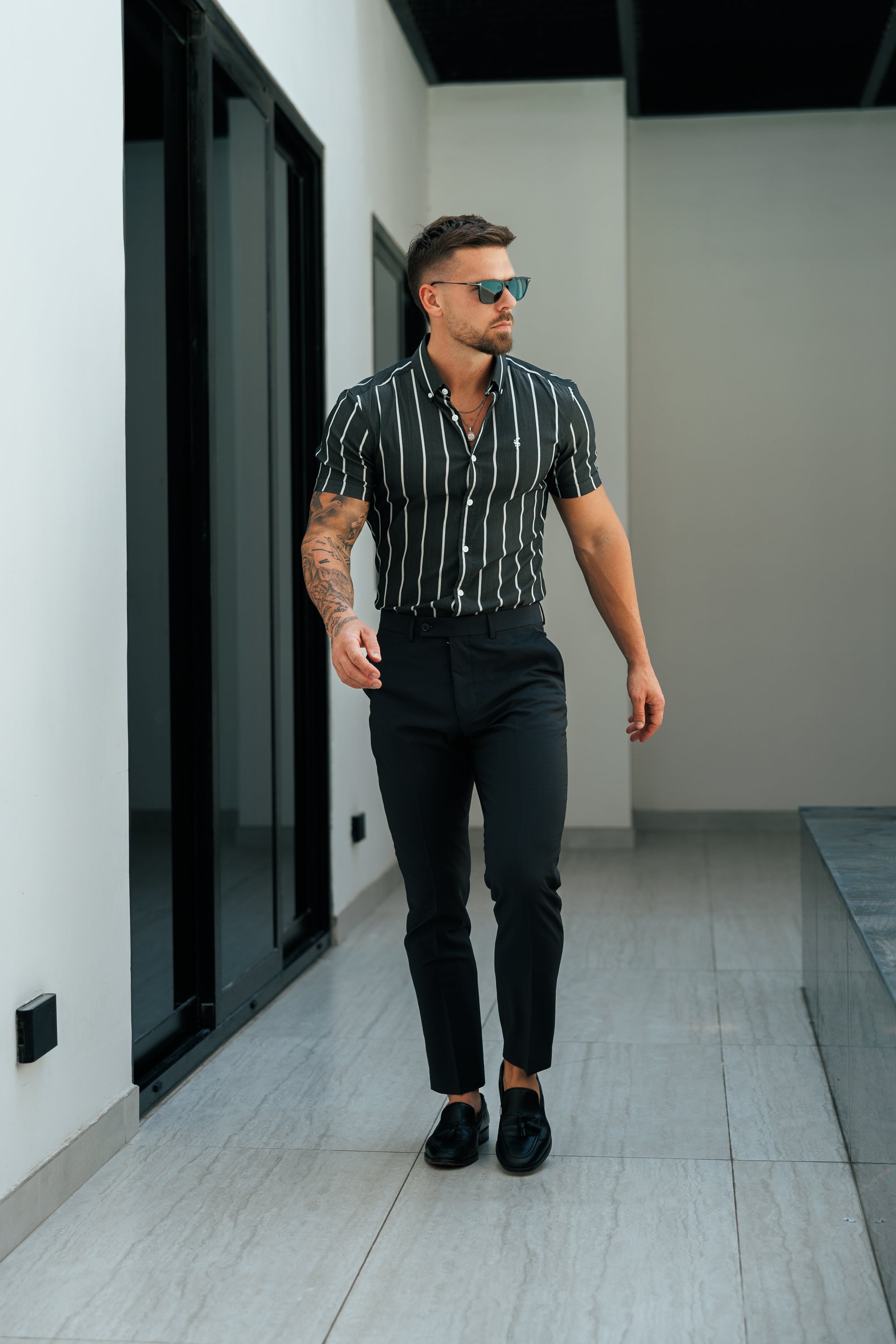 Super Slim Stretch Charcoal / White Printed Wide Stripe Short Sleeve with Button Down Collar - FS1227