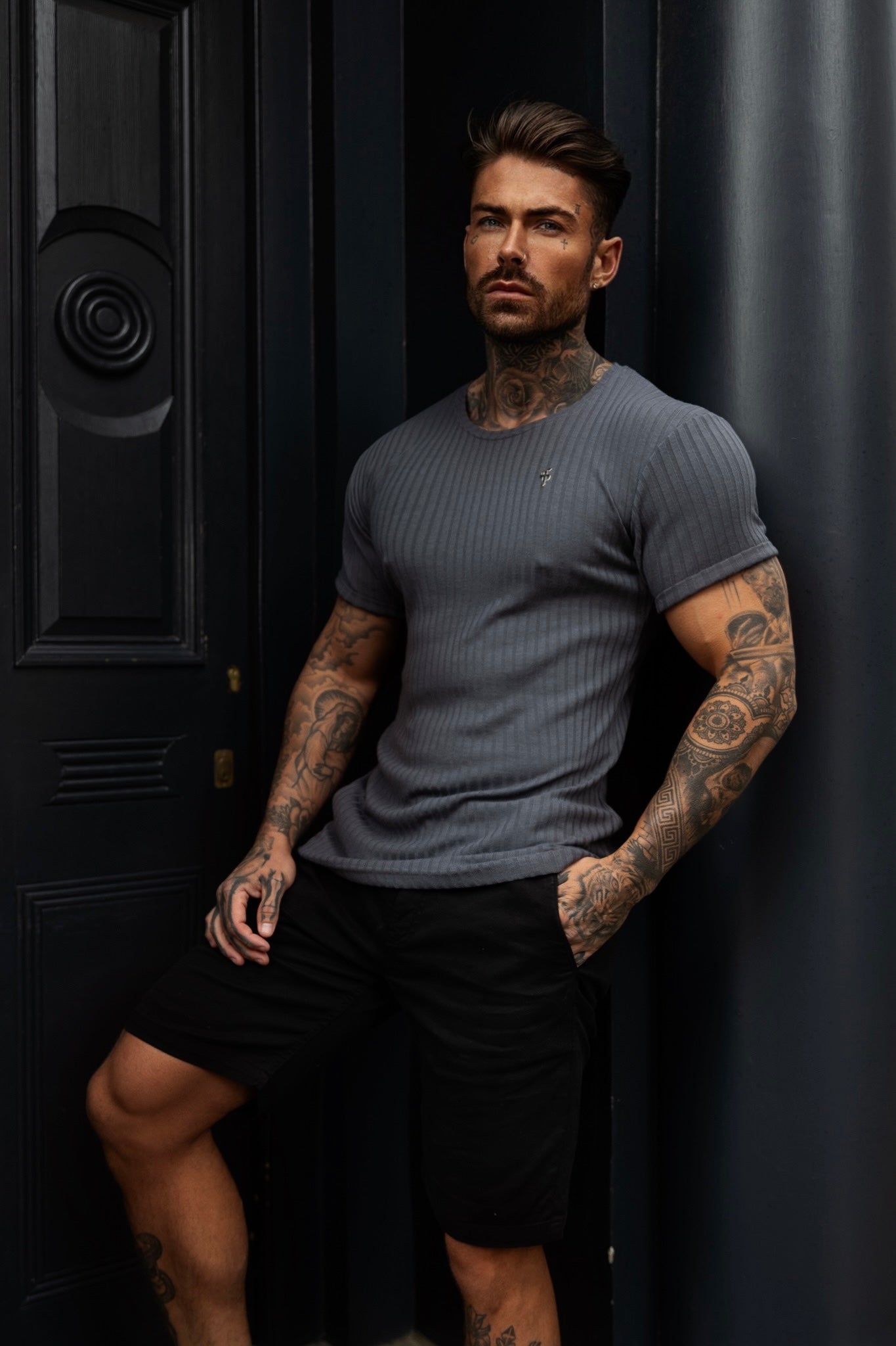 Classic Charcoal / Silver Ribbed Knit Super Slim Short Sleeve Crew - FSH1084