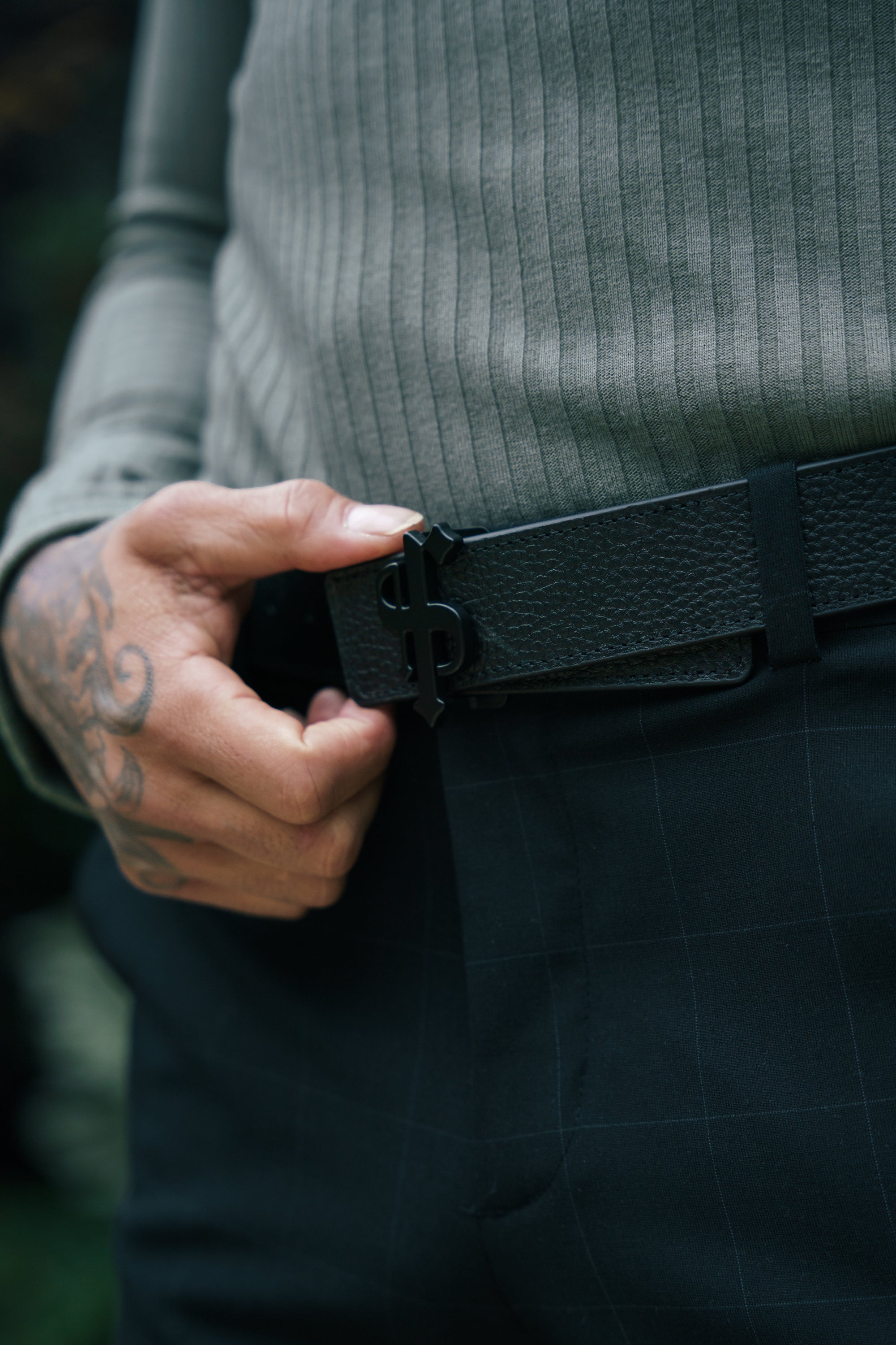 Classic Olive Ribbed Zip Funnel Neck Raglan Long Sleeve Crew - FSH1297