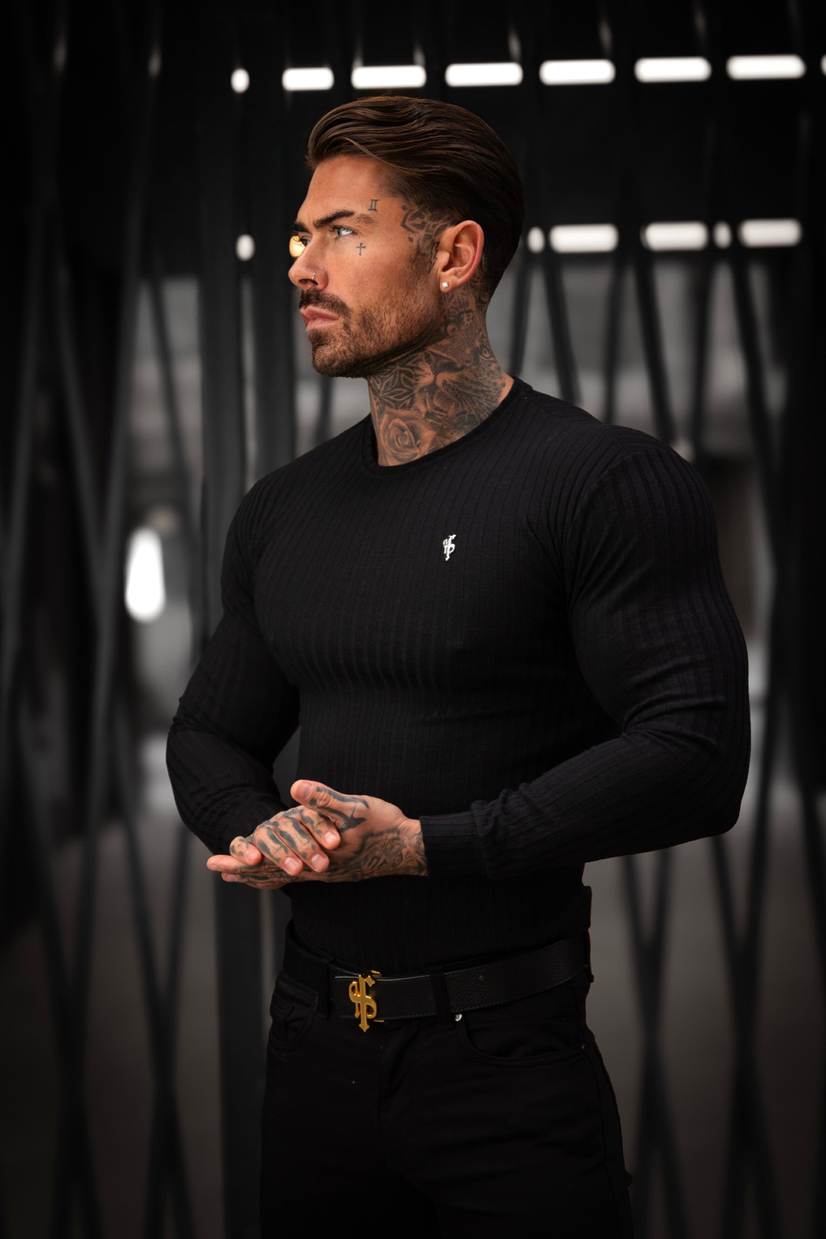 Classic Black Ribbed Knit Jumper With Silver Metal Emblem - FSH941