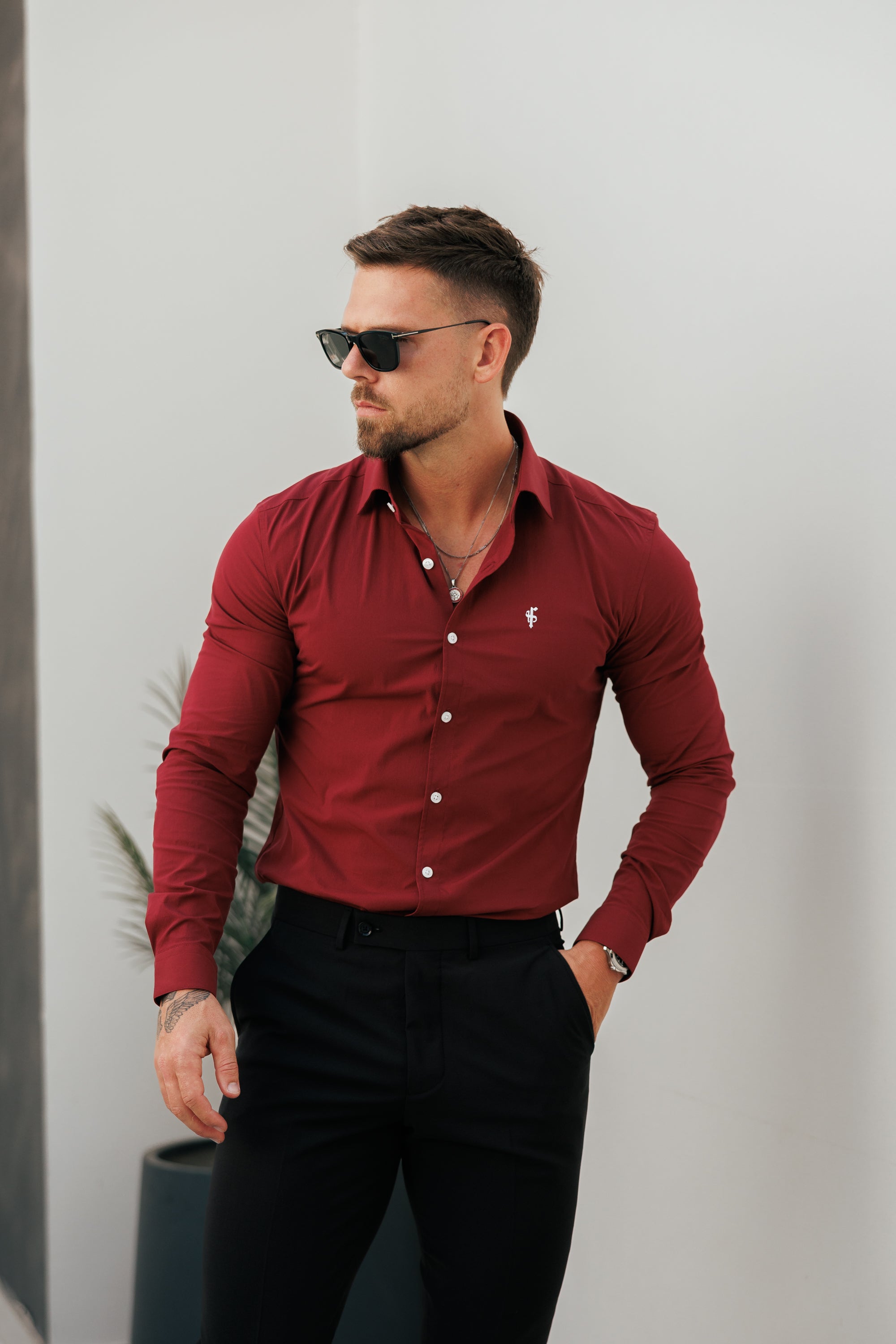Super Slim Stretch Burgundy with Cutaway Collar - FS1232
