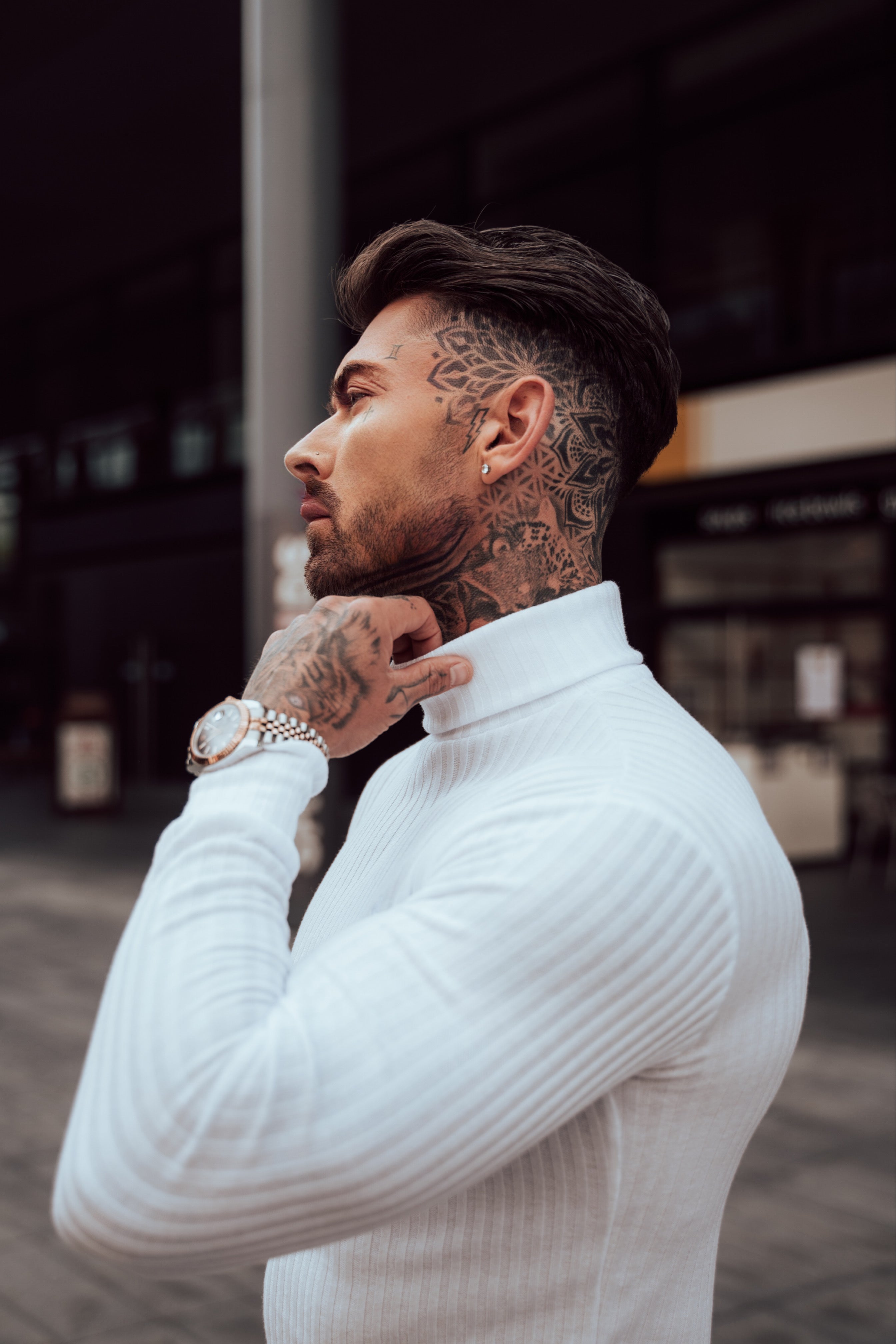 Classic White Ribbed Knit Roll-neck Jumper - FSH592