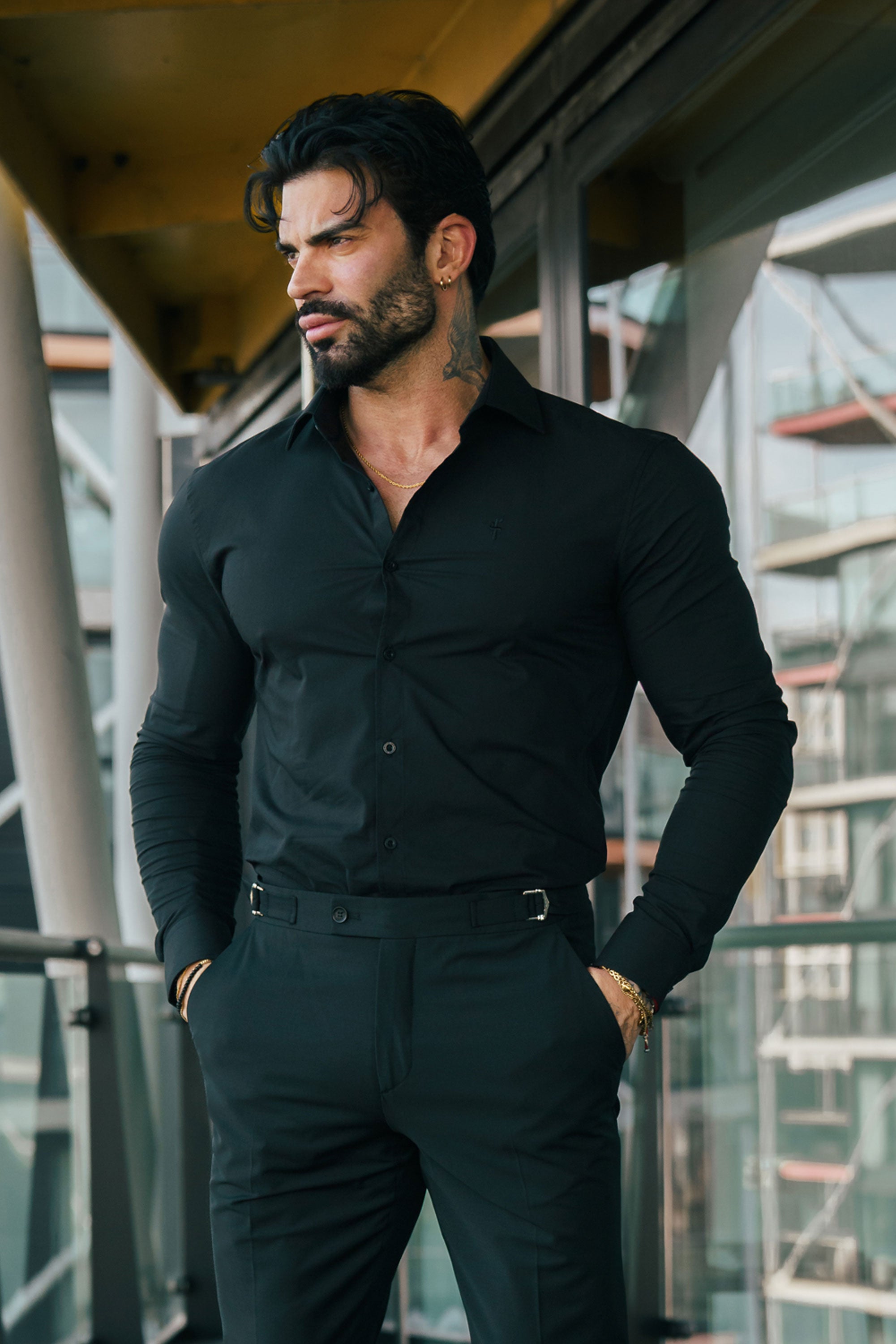 Muscle Fit Advanced Stretch Black Cutaway Collar Shirt - FS1164
