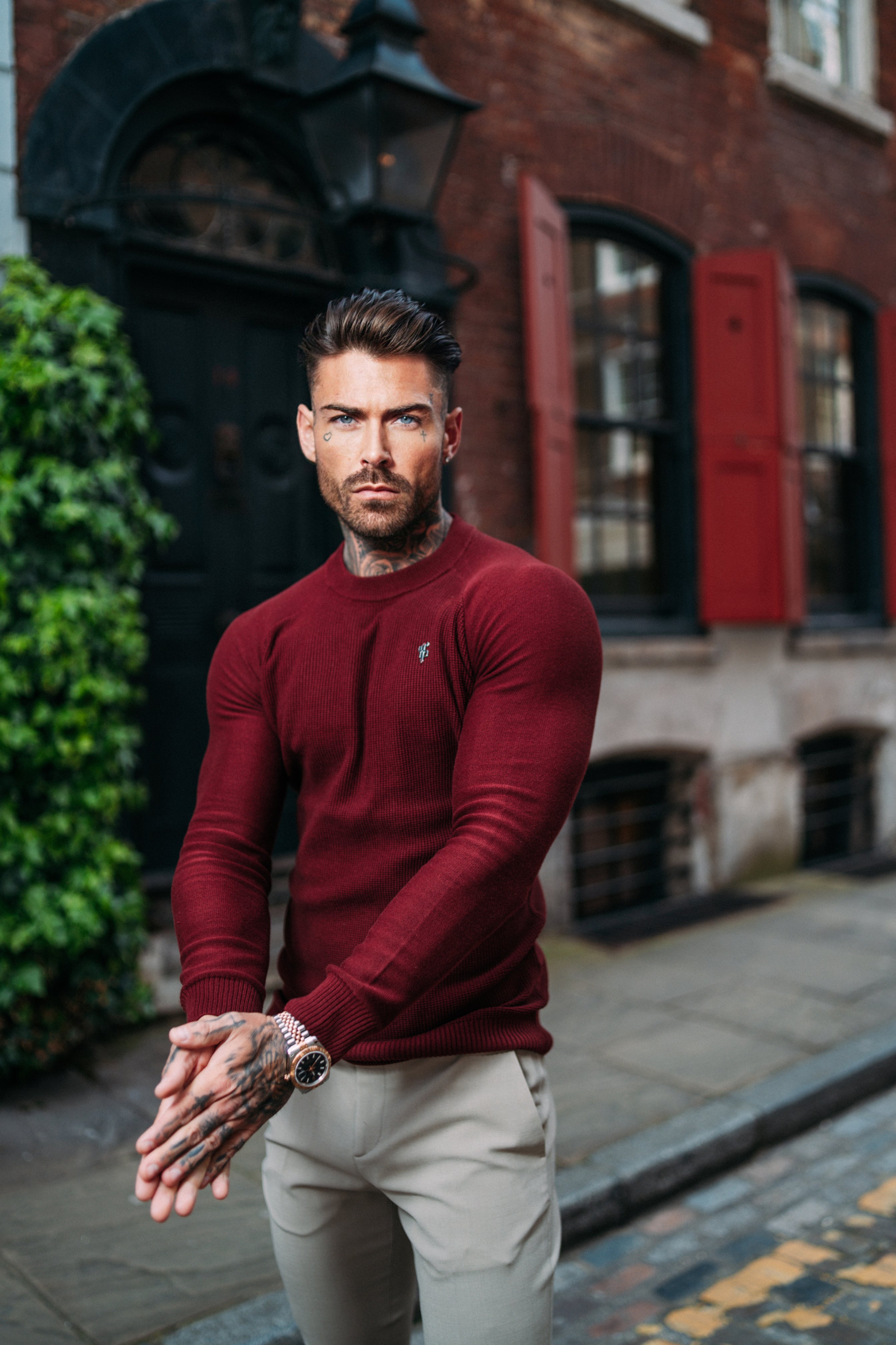 Burgundy Knitted Honeycomb Raglan Crew Super Slim Jumper With Metal Decal - FSN065