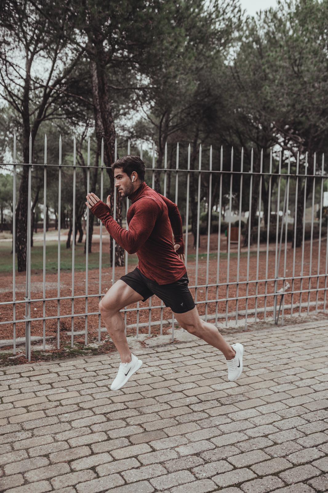 Long sleeve Burgundy / Black half zip gym top - FSM030