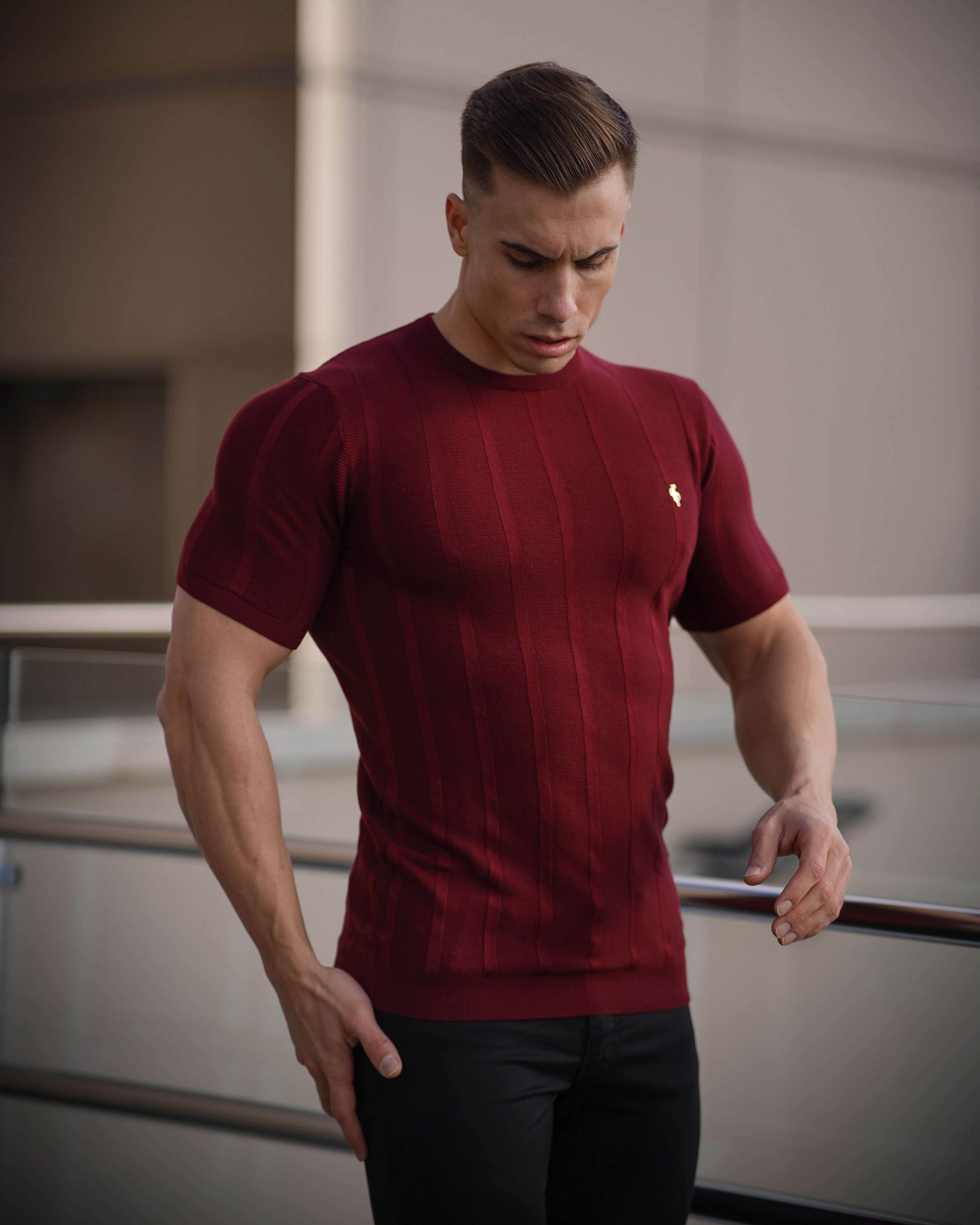 Classic Short Sleeve Burgundy Knitted Wide Rib Crew with Gold Emblem - FSH563