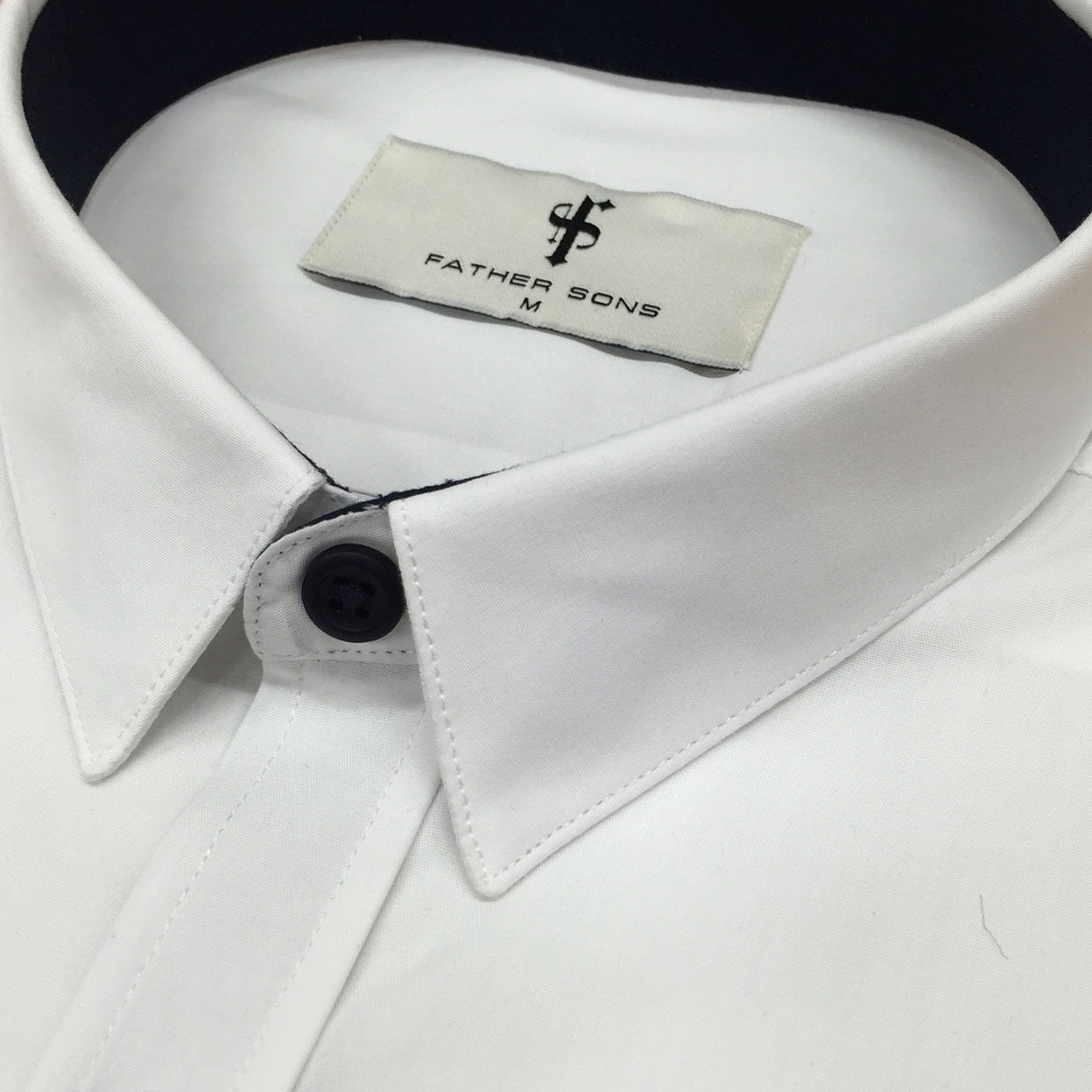 Classic White & Navy Contrast - FS153 (LAST CHANCE)